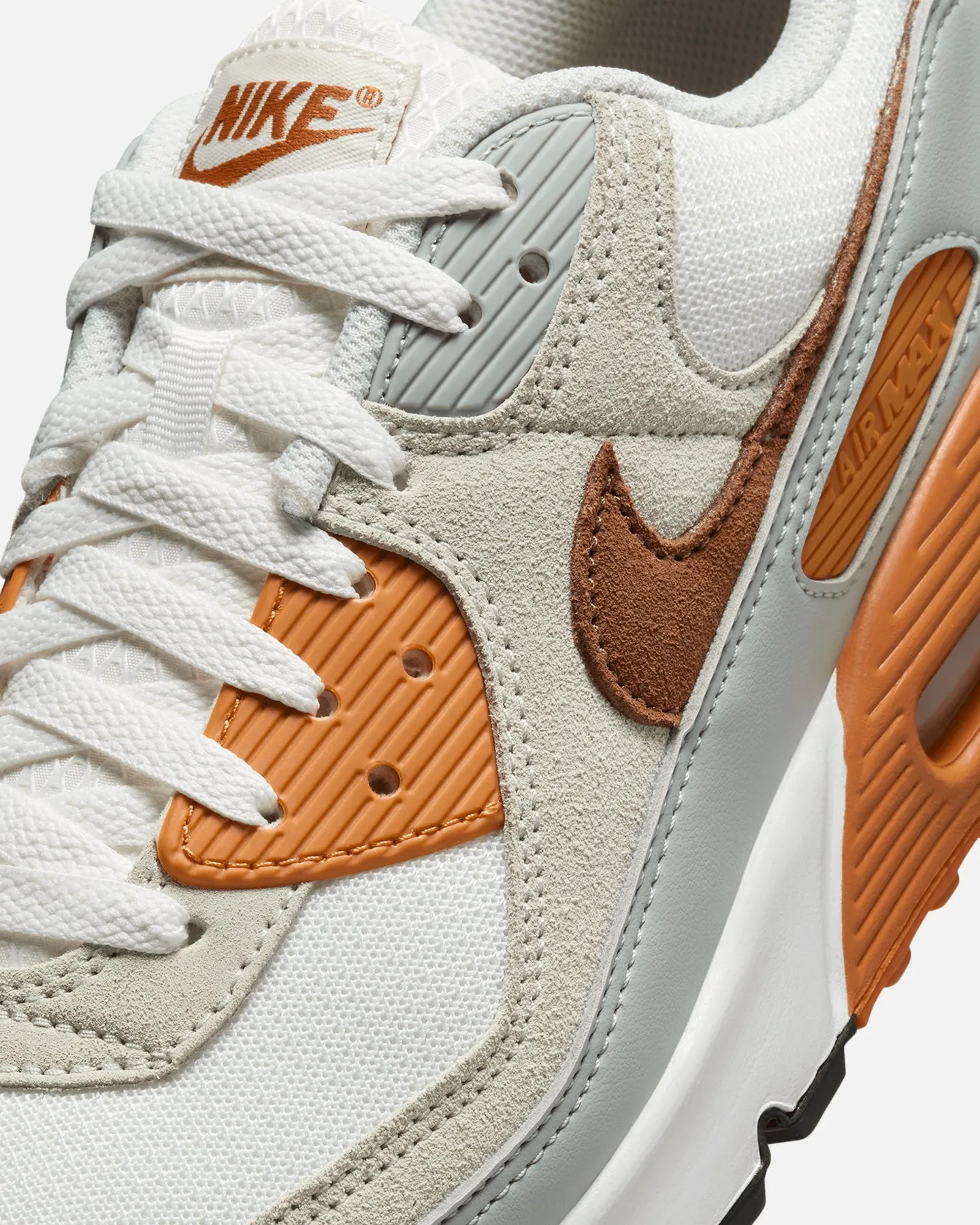 Stable construction Nike Air Max 90 Summit White/Lt British Tan