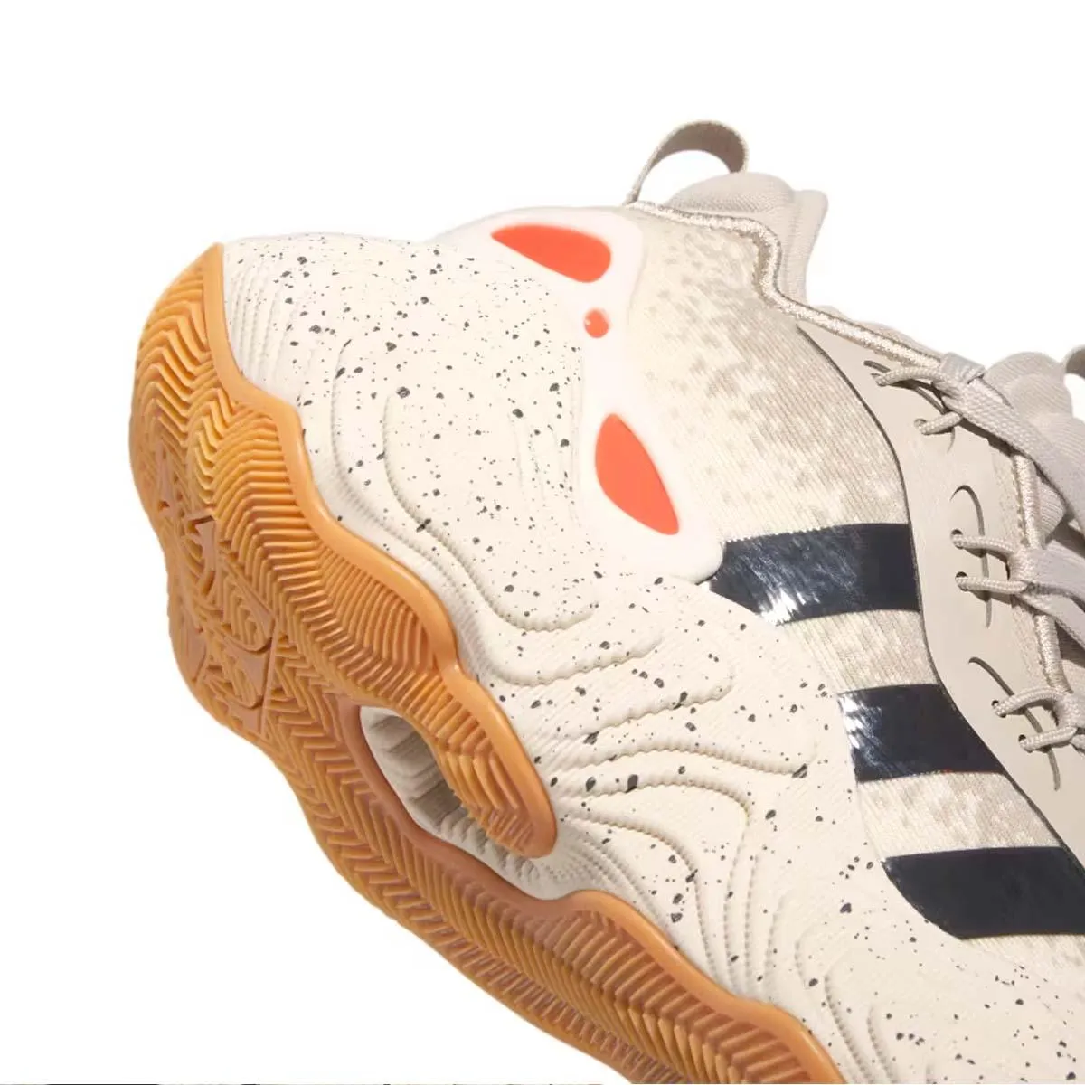 Shiny Tone Trae Young 3 'Wonder Beige