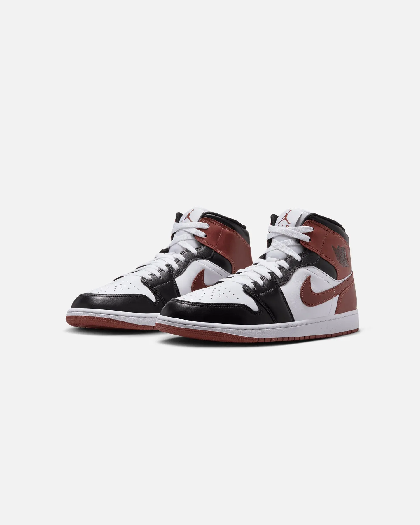Jordan Air Jordan 1 Mid SE "Dark Pony" White/Dark Pony-Black Youth Fresh Dance Mode