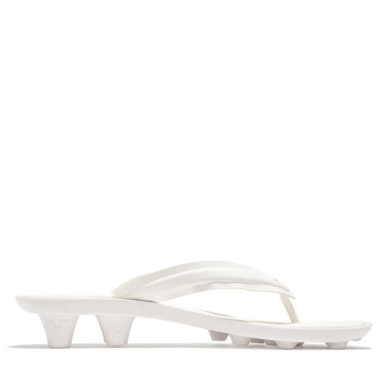 Neon Glow Women's Fenty x Puma Cat Cleat L - Alpine Snow/Gold