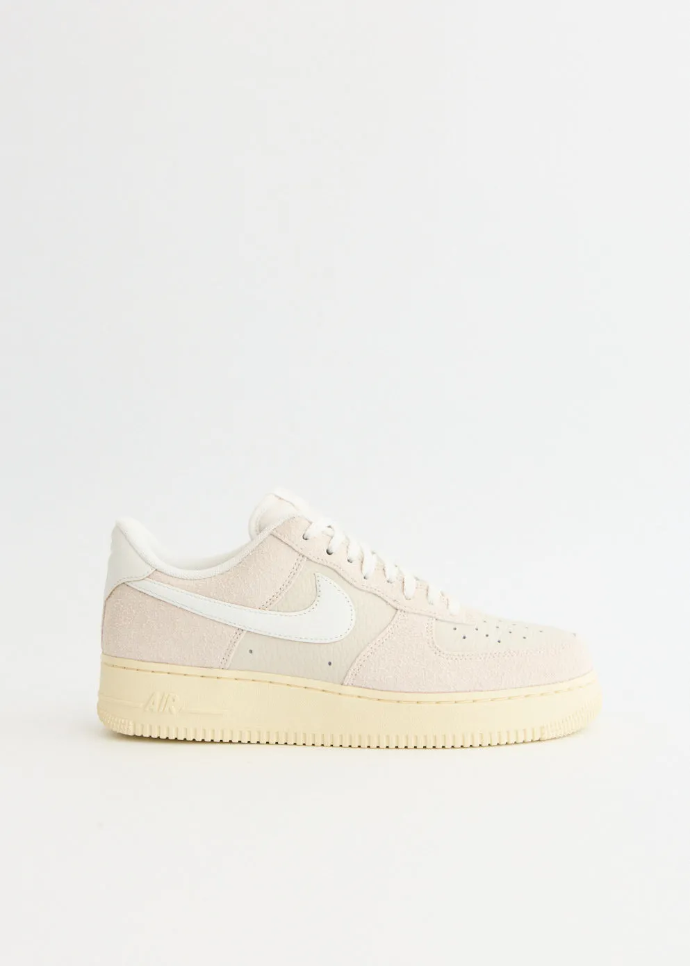 Classic Look Air Force 1 '07 LX Low 'Phantom Light Bone' Sneakers
