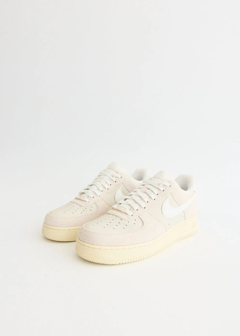 casual wearers - specific functions Air Force 1 '07 LX Low 'Phantom Light Bone' Sneakers
