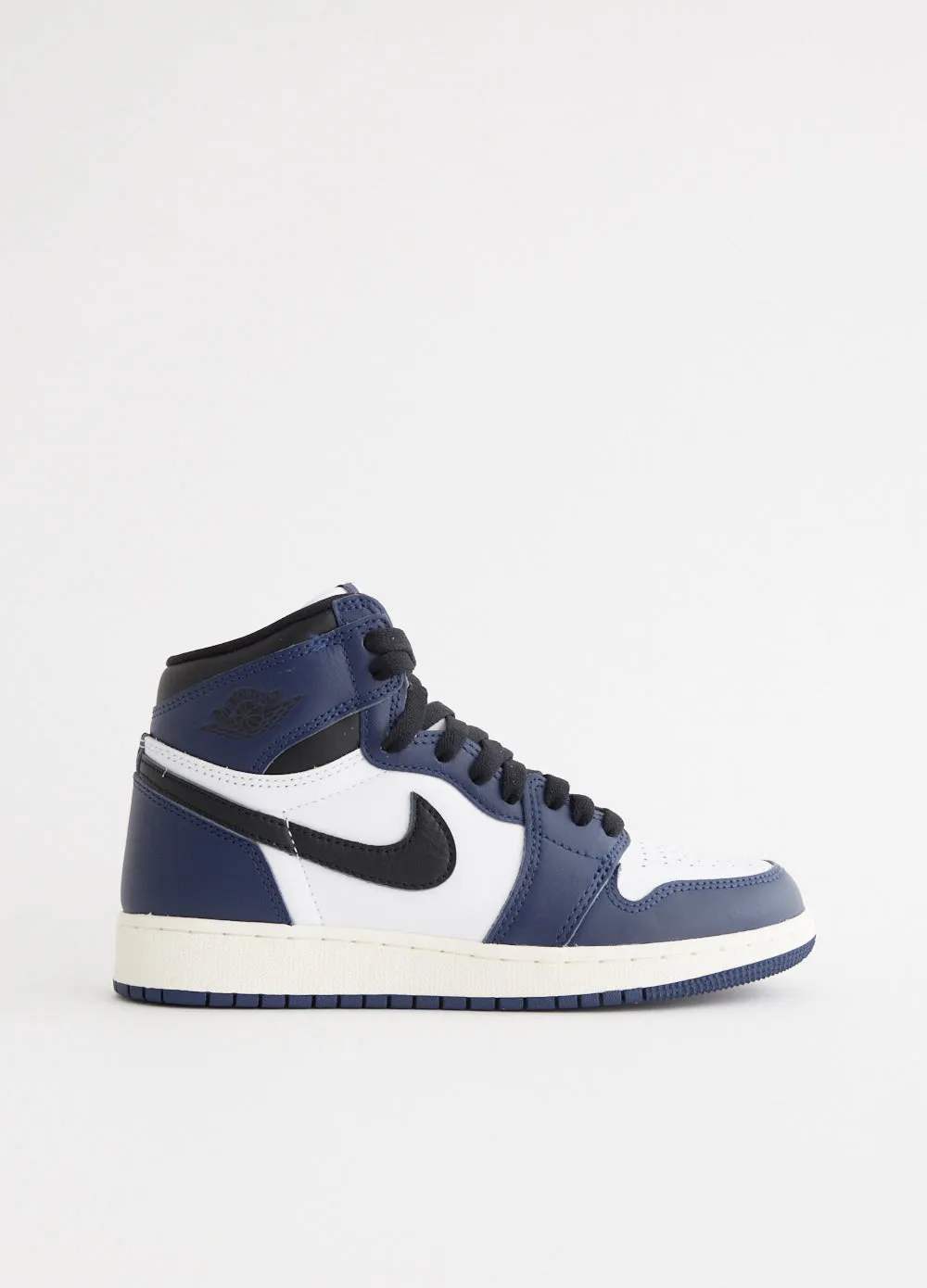 Vibrant fit All-Weather Design Air Jordan 1 Retro High OG 'Midnight Navy' Sneakers (GS)