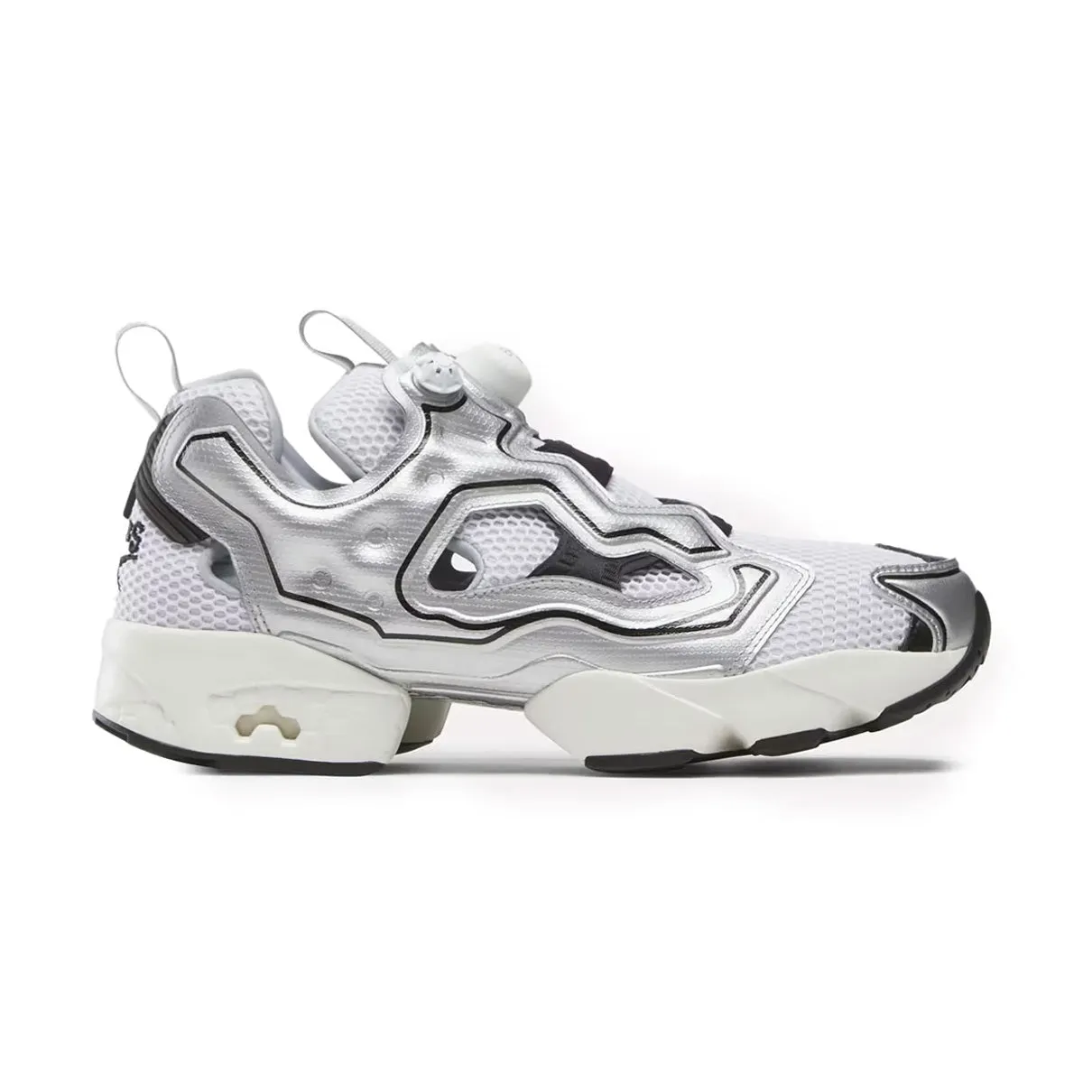 Cushioned traction   BEAMS Instapump Fury 94 'Silver'