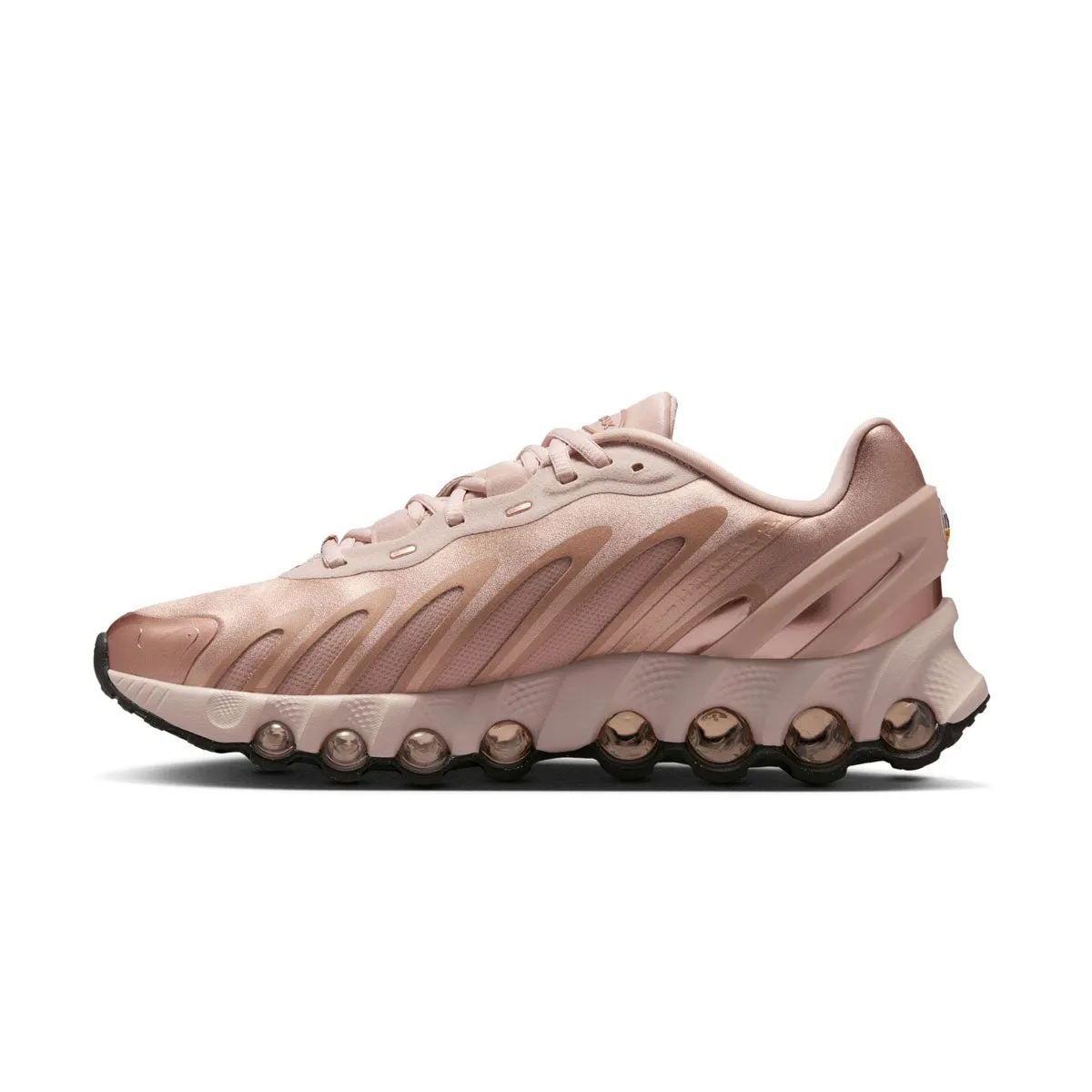 Wmns Air Max DN8 'Metallic Red Bronze' beach - specific advantages All-around traction