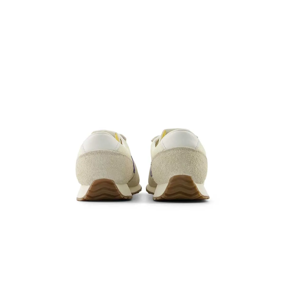 471 'Timberwolf Angora' Dynamic Edge Cushioned heel