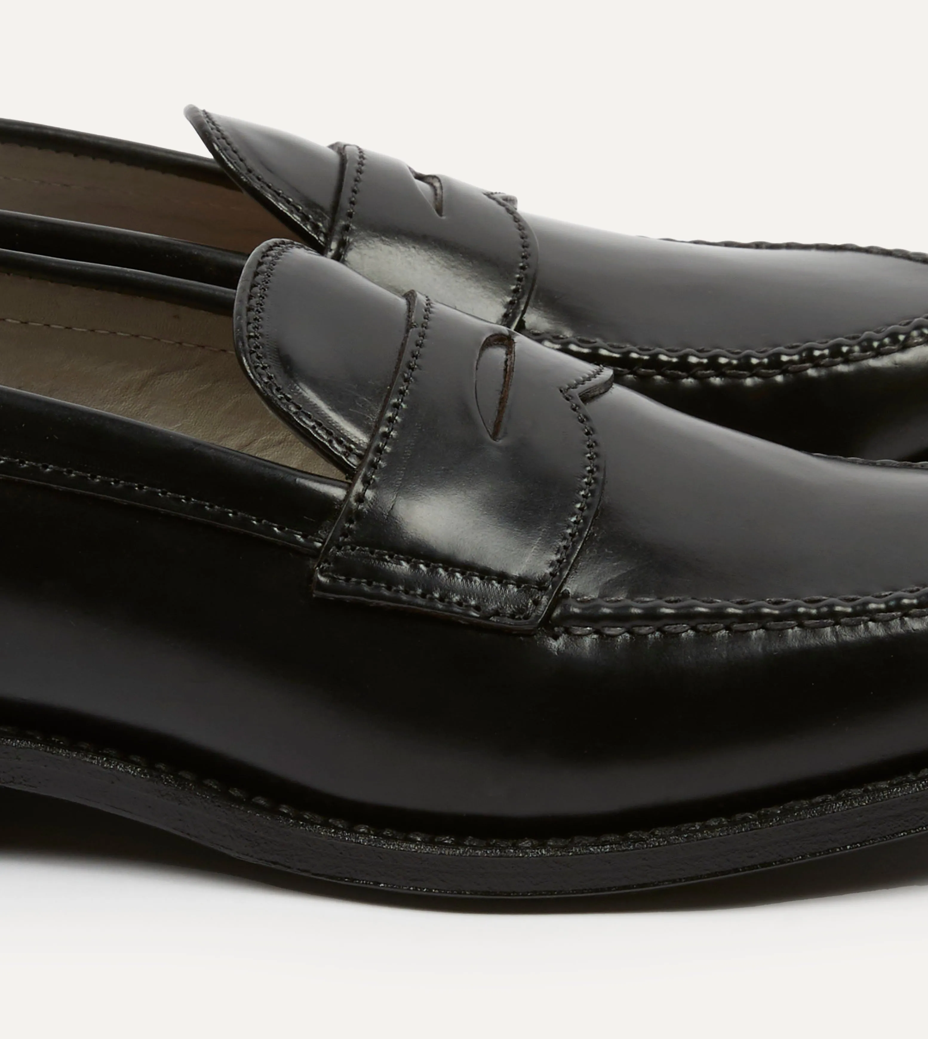 Quality craftsmanship Alden Black Cordovan Handsewn Leisure Loafer