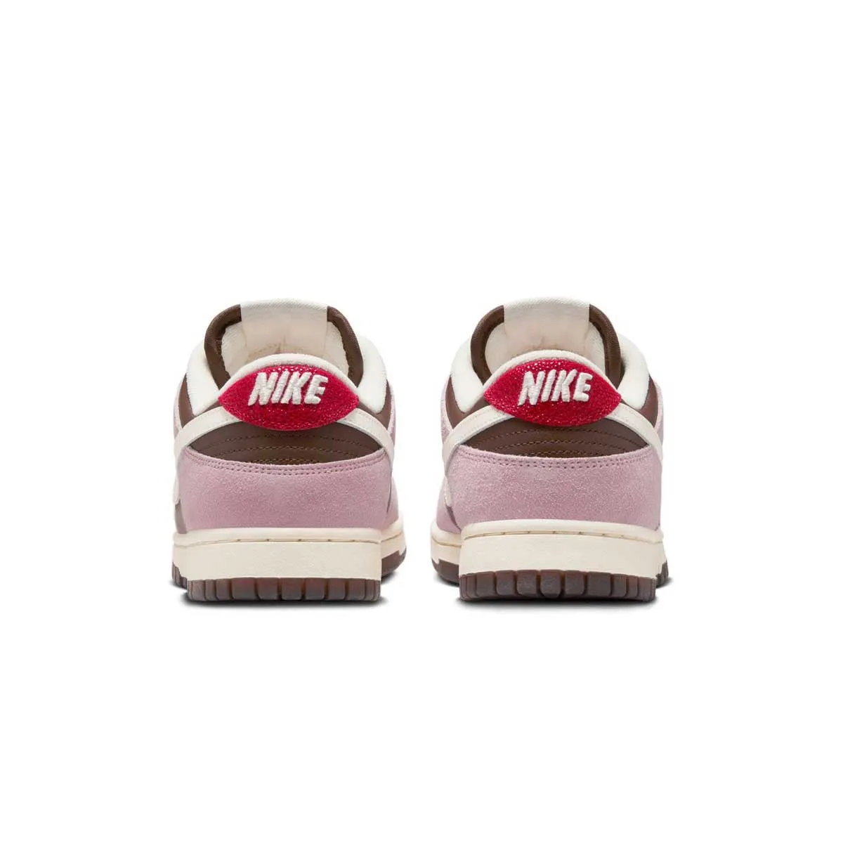Pilates practitioners' flexibility form Wmns Dunk Low 'Neapolitan'