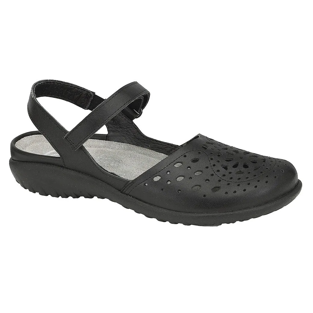 Breath Flow On-The-Go Womens Naot Arataki in Black Raven