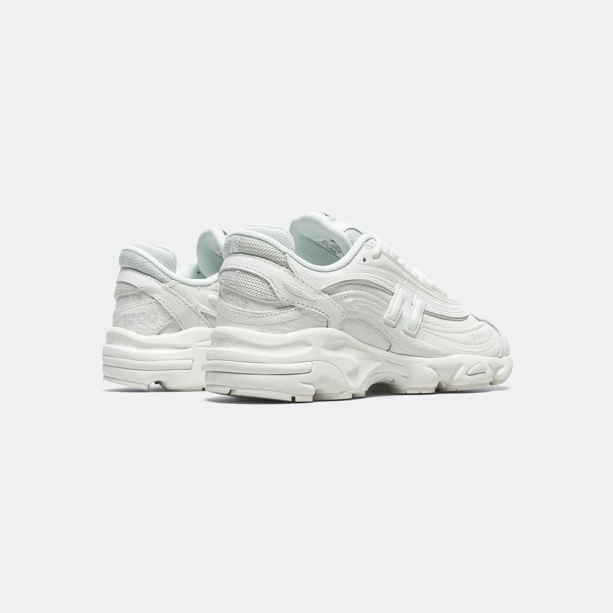 M1000BW athletic chic