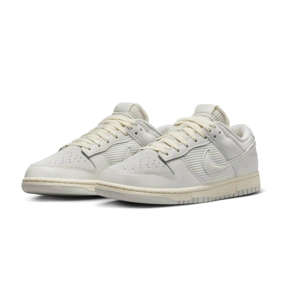 familiar Wmns Dunk Low LX 'Phantom'
