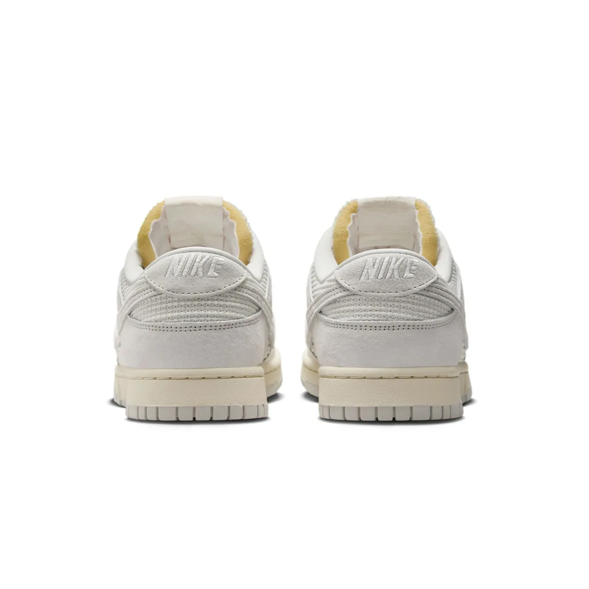 Wmns Dunk Low LX 'Phantom' skateboarders' maneuverability least affordable