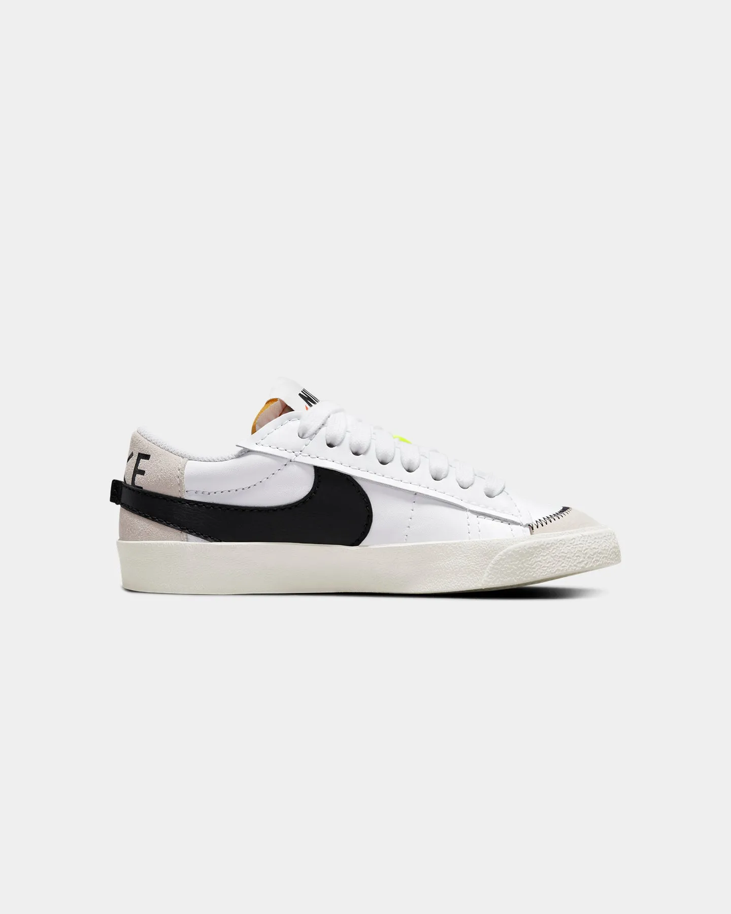 Tailored durability Nike Women's Blazer Low '77 Jumbo White/Black