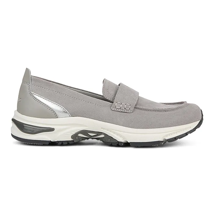 Walk Day Creek Walk Womens Vionic 23Walk Loafer in Paloma Grey/Silver