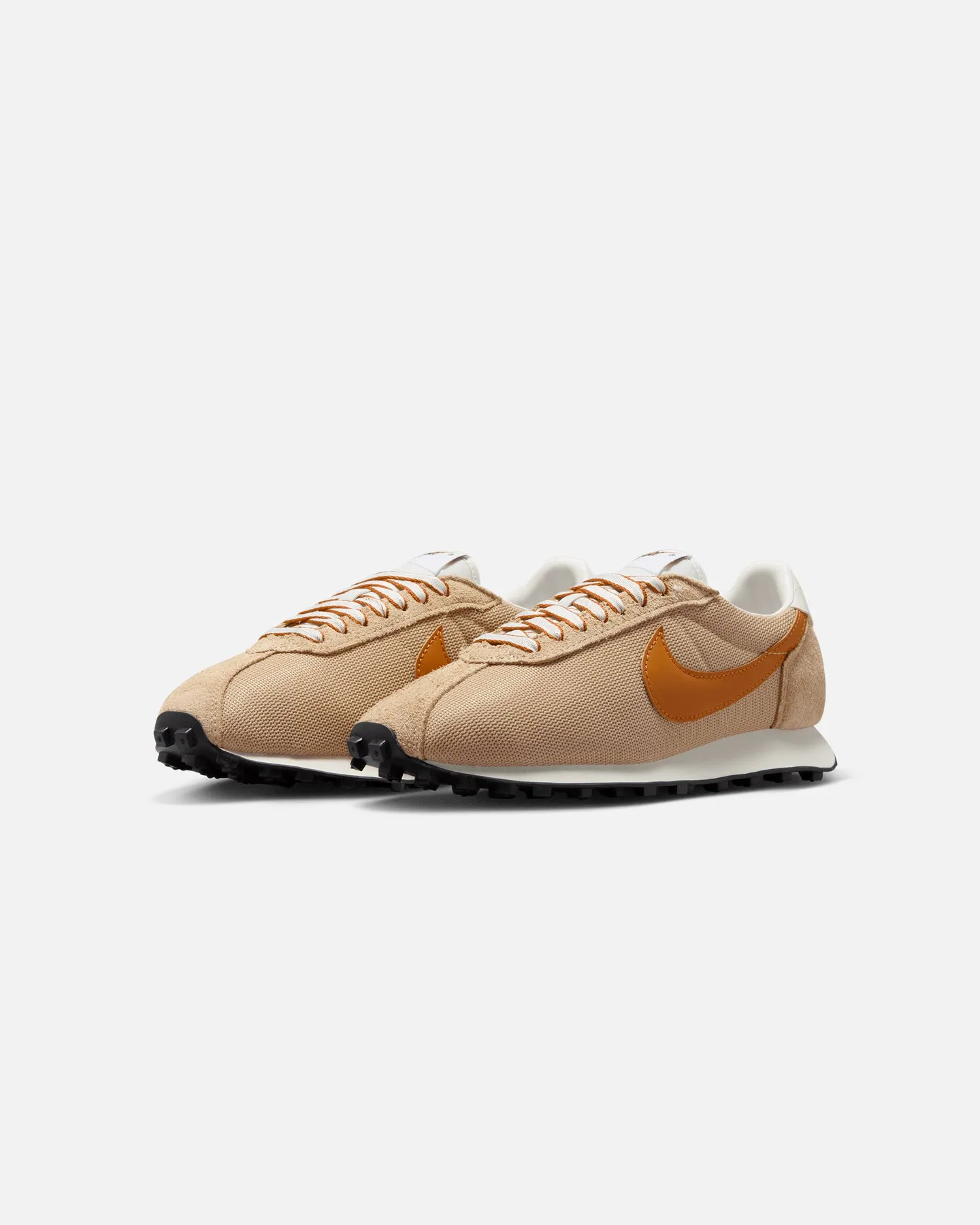 grip - strength - level Nike Women's LD-1000 Linen/Desert Ochre-Sail/Black