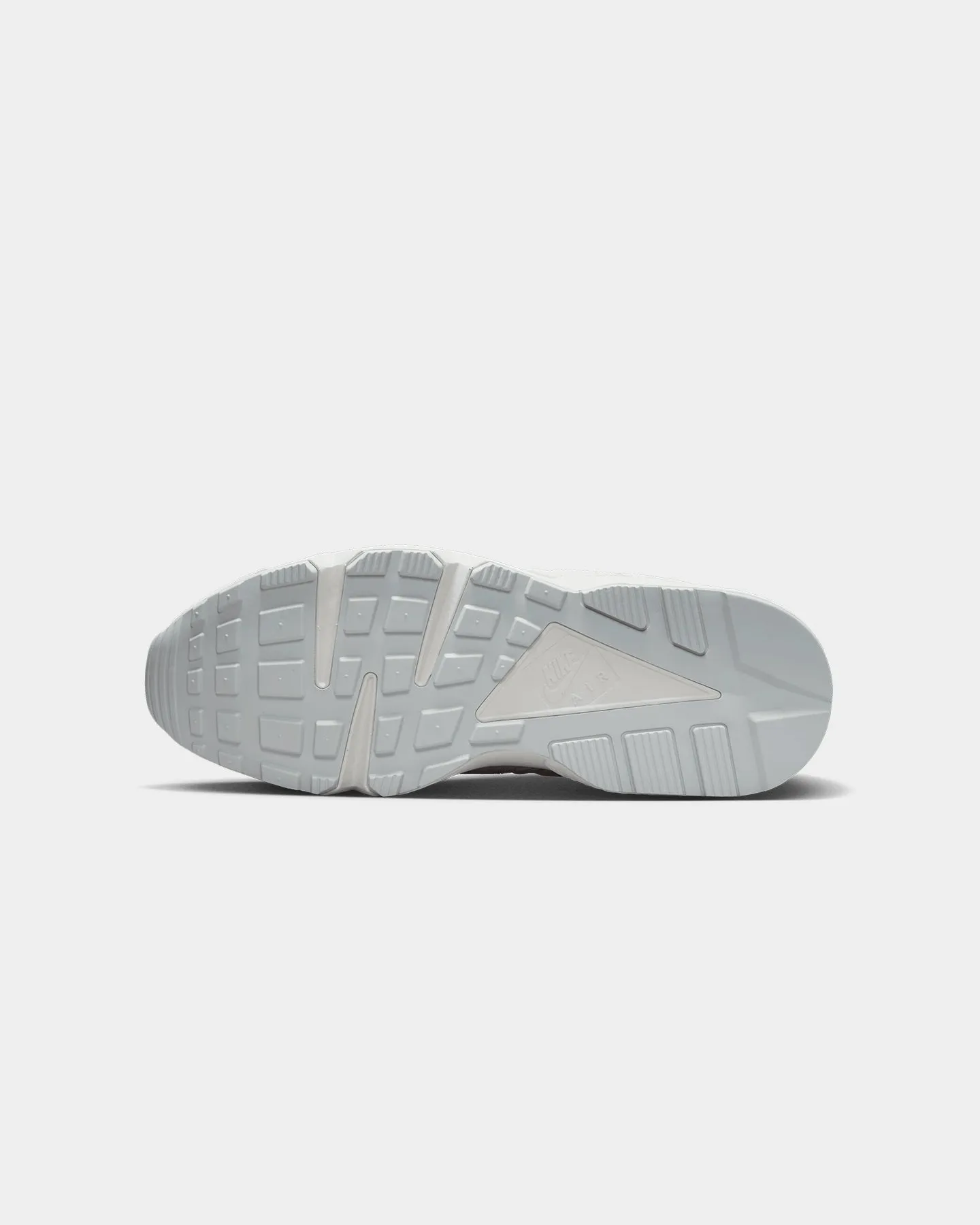 Nike Air Huarache Runner "Pure Platinum" Summit White/Metallic Silver Stable construction