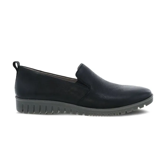 Womens Dansko Linley in Black Parade Walk River Walk