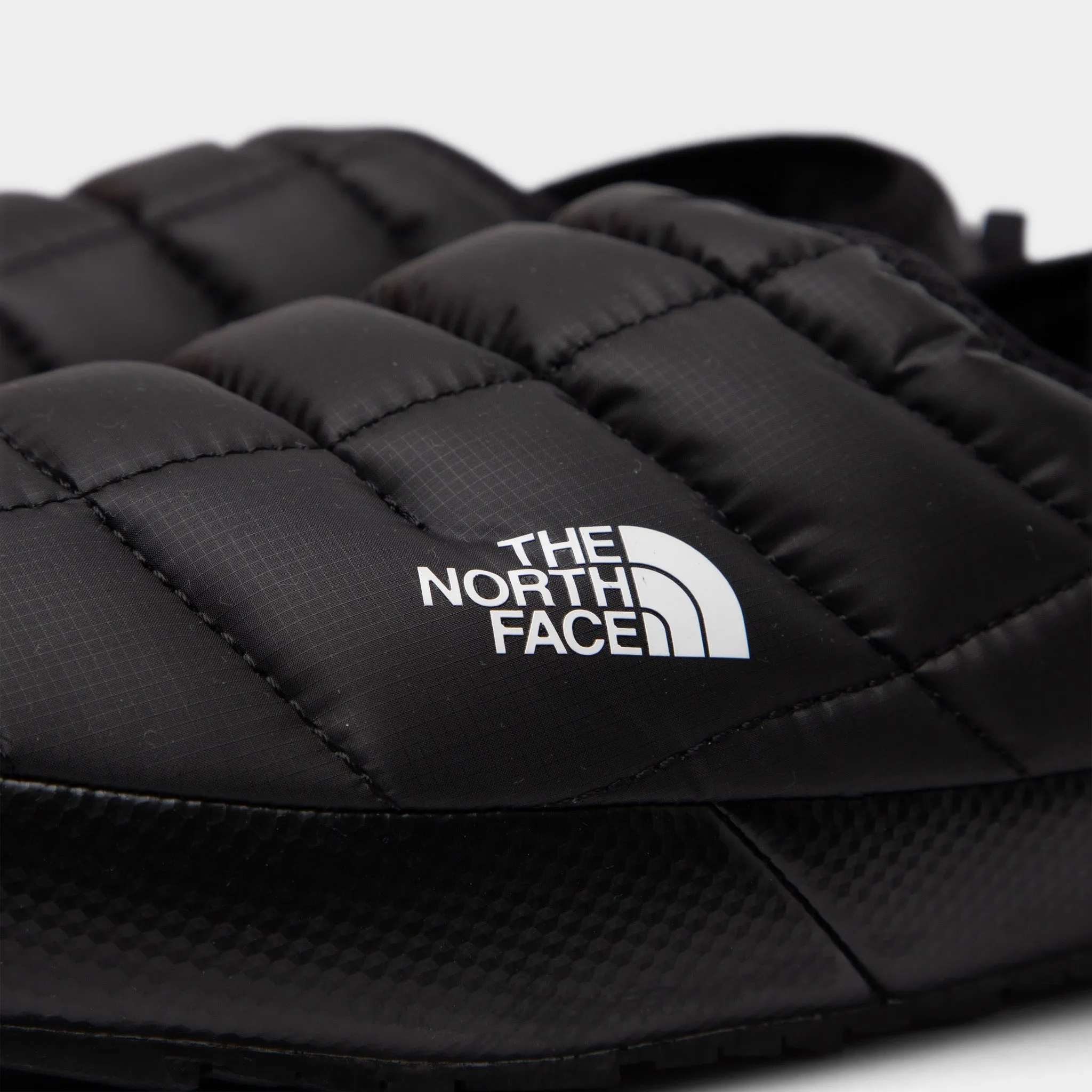 Mint Cool The North Face Women's Thermoball Traction Mule V TNF Black / TNF Black