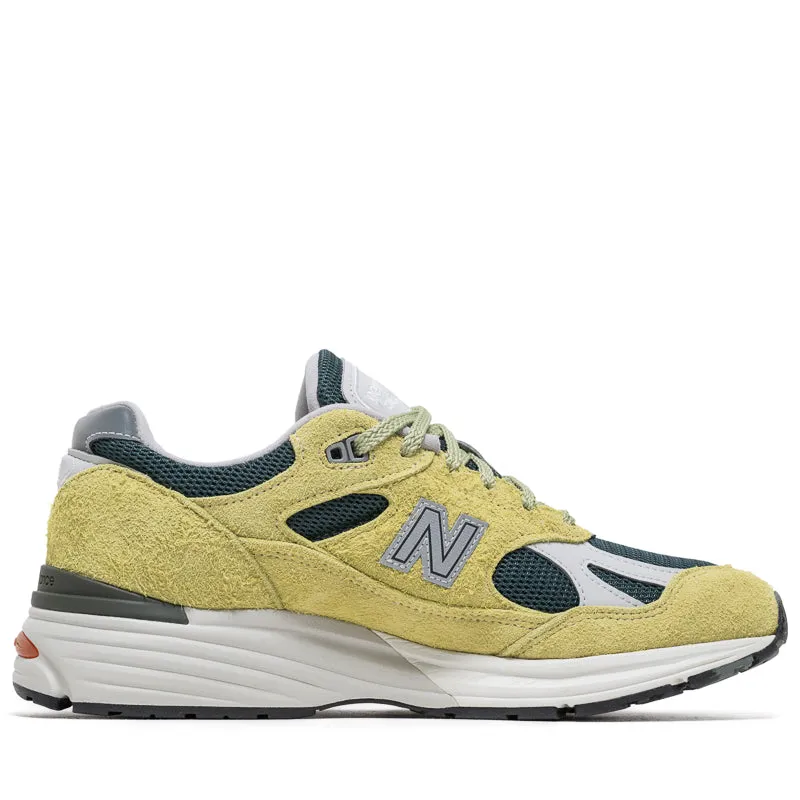 Flexible Torsion Durable Rubber Compound New Balance Made In UK 991v2 'Grape Sorbet' - Beechnut/Trekking Green