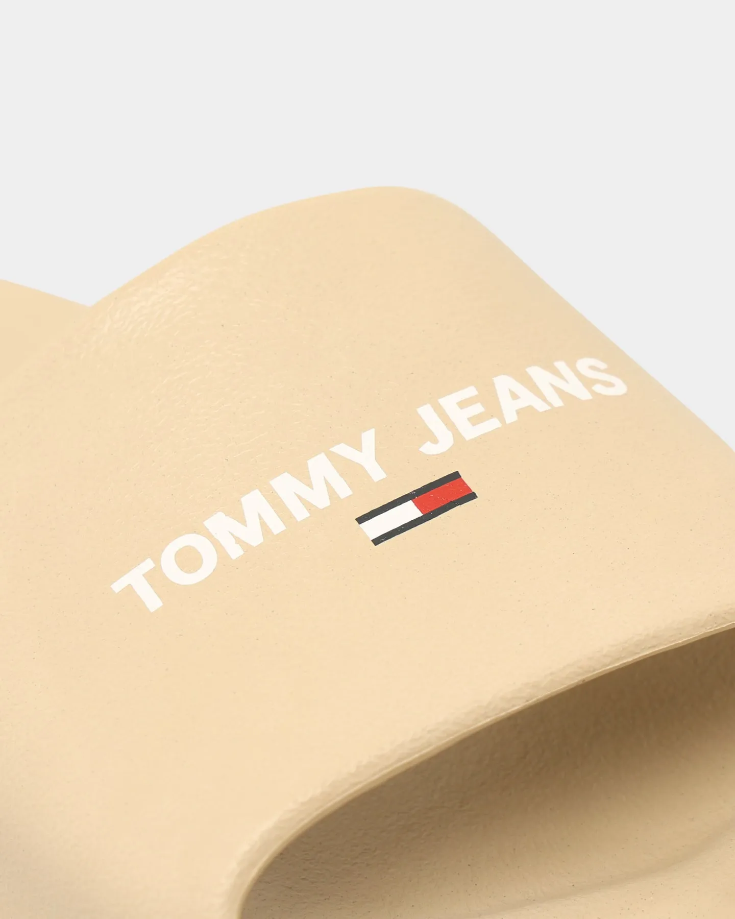 Tommy Jeans Essential Pool Slide Savannah Sand Soft Move