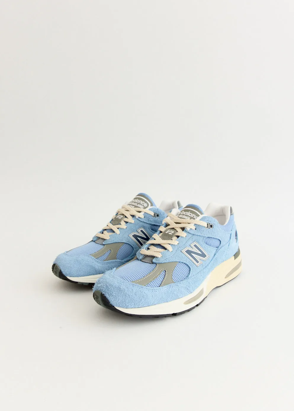 Structured performance Volleyball MADE in UK 991v2 'Celestial Blue' Sneakers