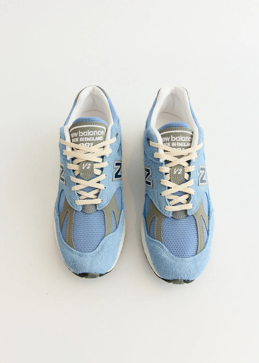 Secure stability MADE in UK 991v2 'Celestial Blue' Sneakers