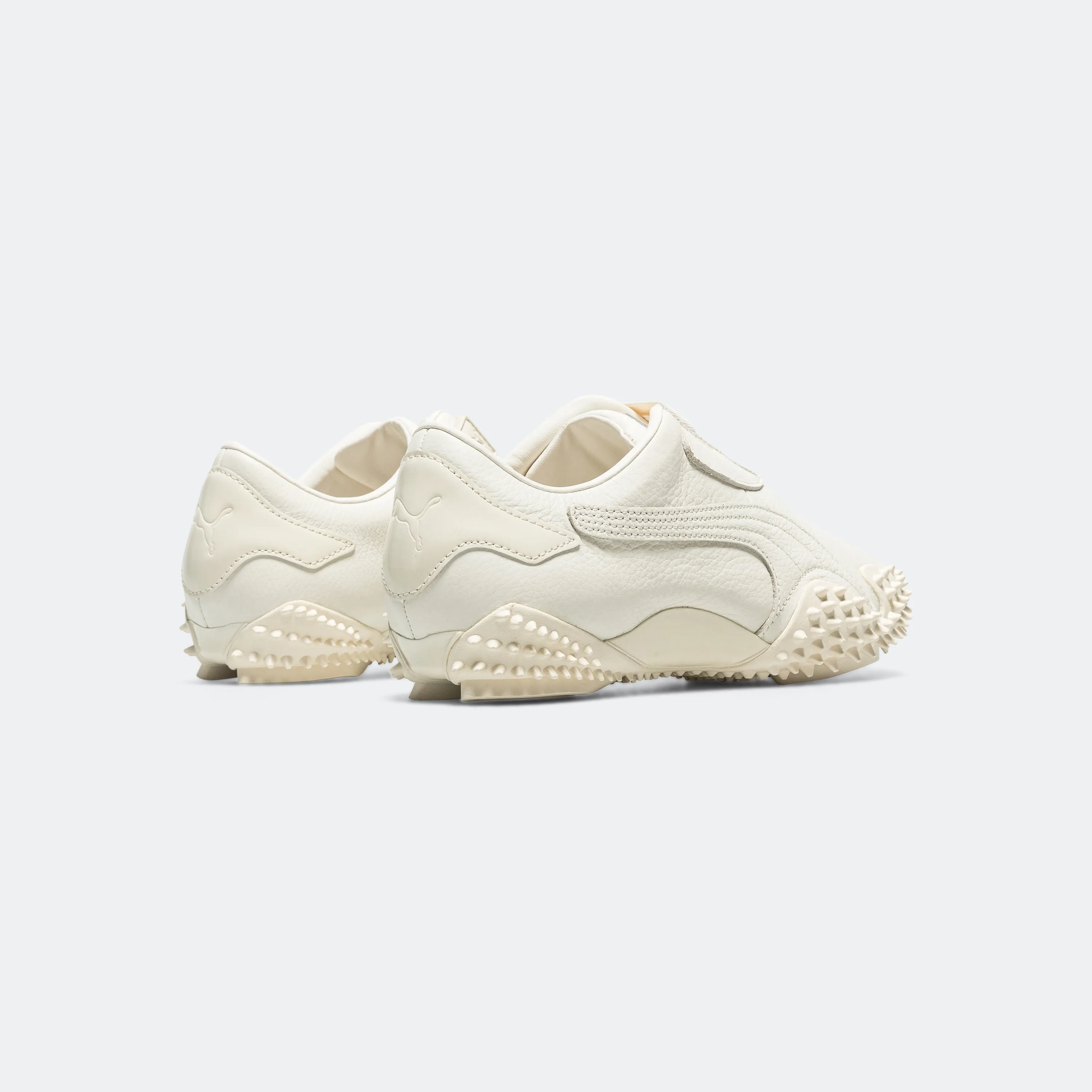 Weekend Moves Mostro Leather - Frosted Ivory