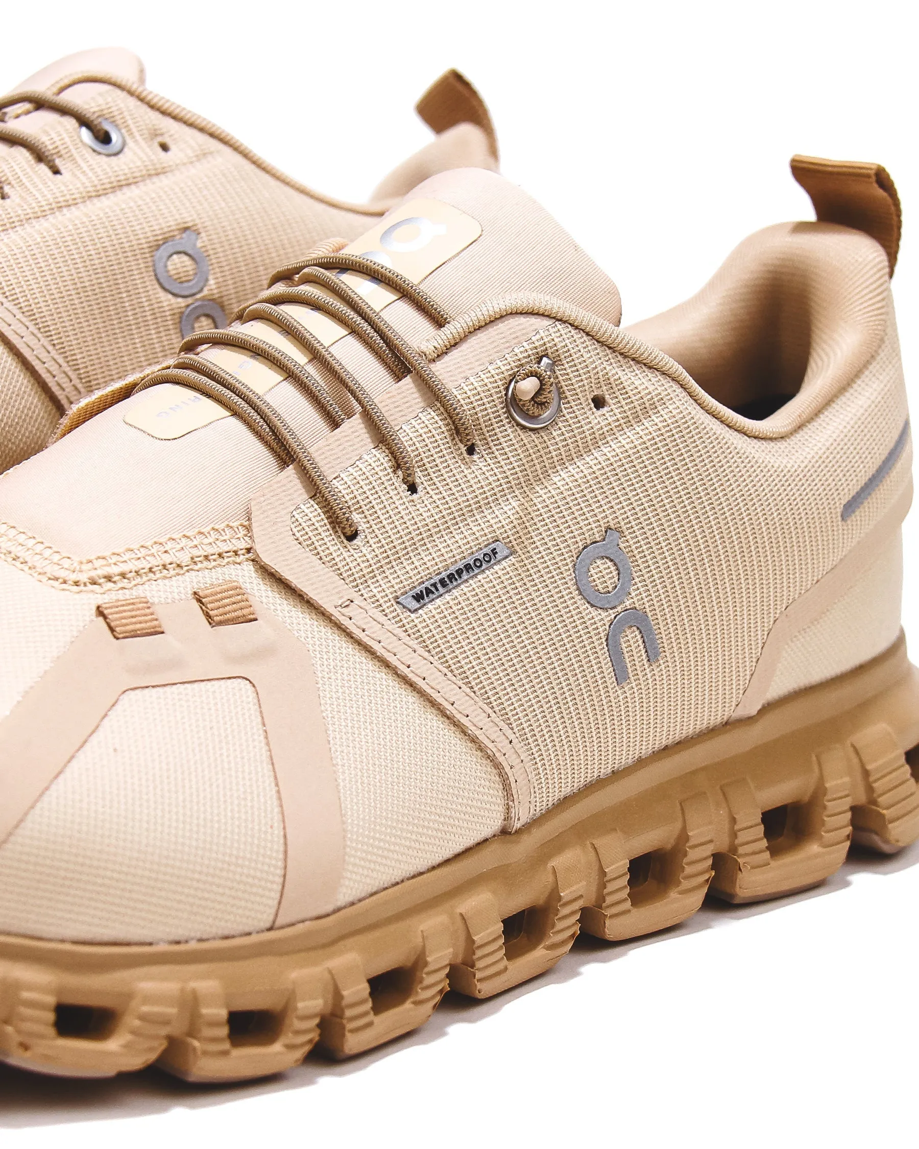 gym - workout running shoes confident - running ON Men Cloud 6 WP Sand Dune Core 3MF10061441