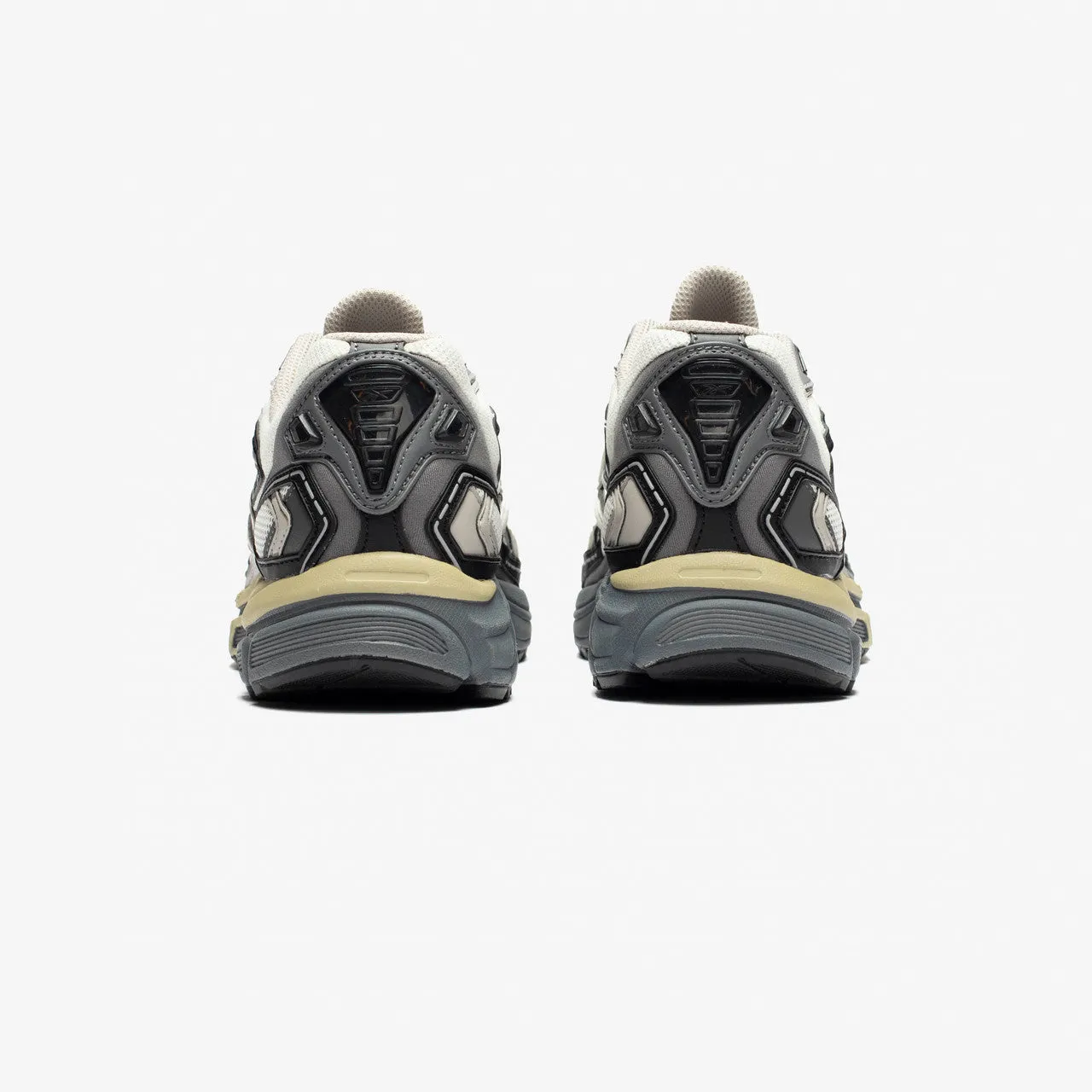 Premier Road Ultra Structured performance
