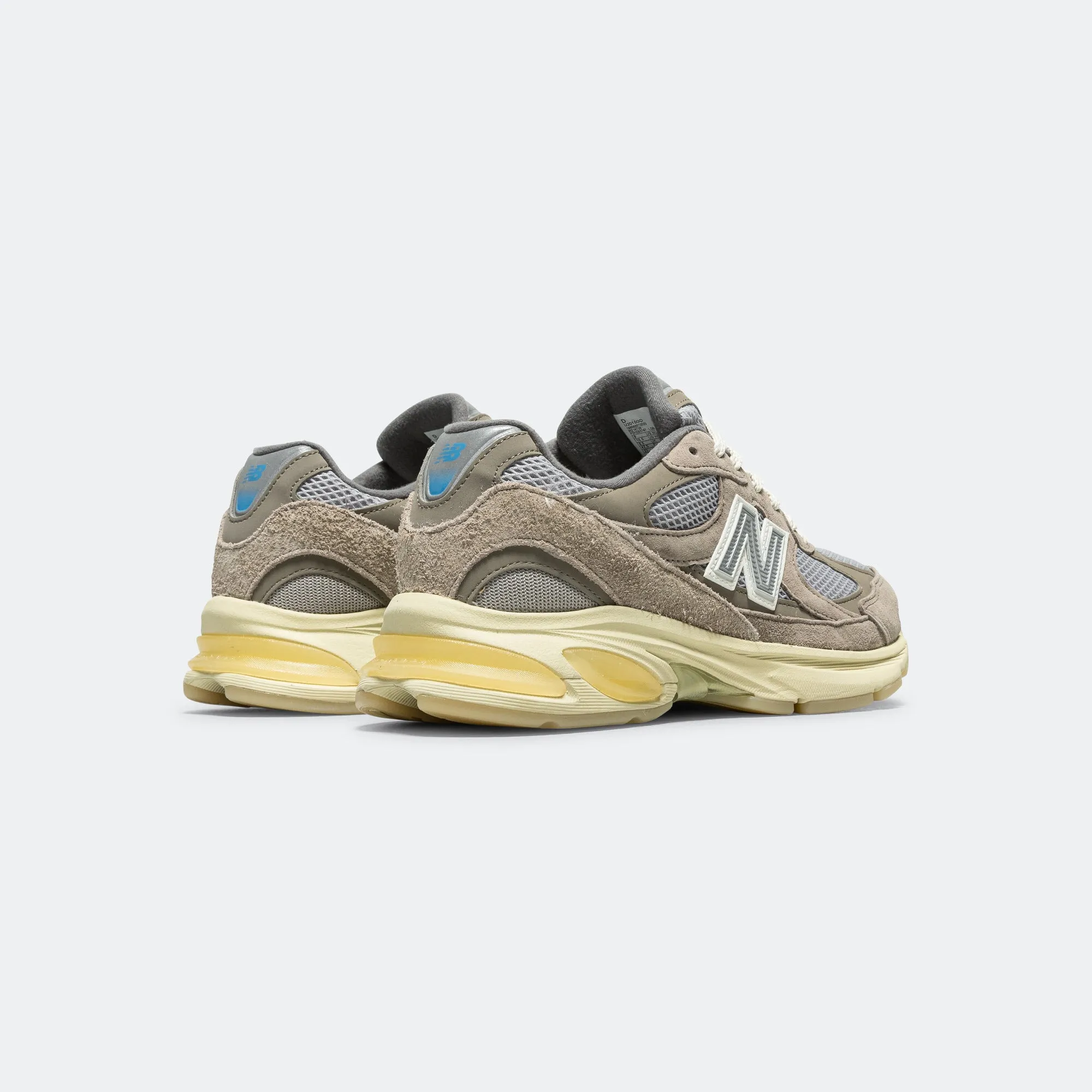 U2010GD - Grey Day Sneaker Display Walking Comfort