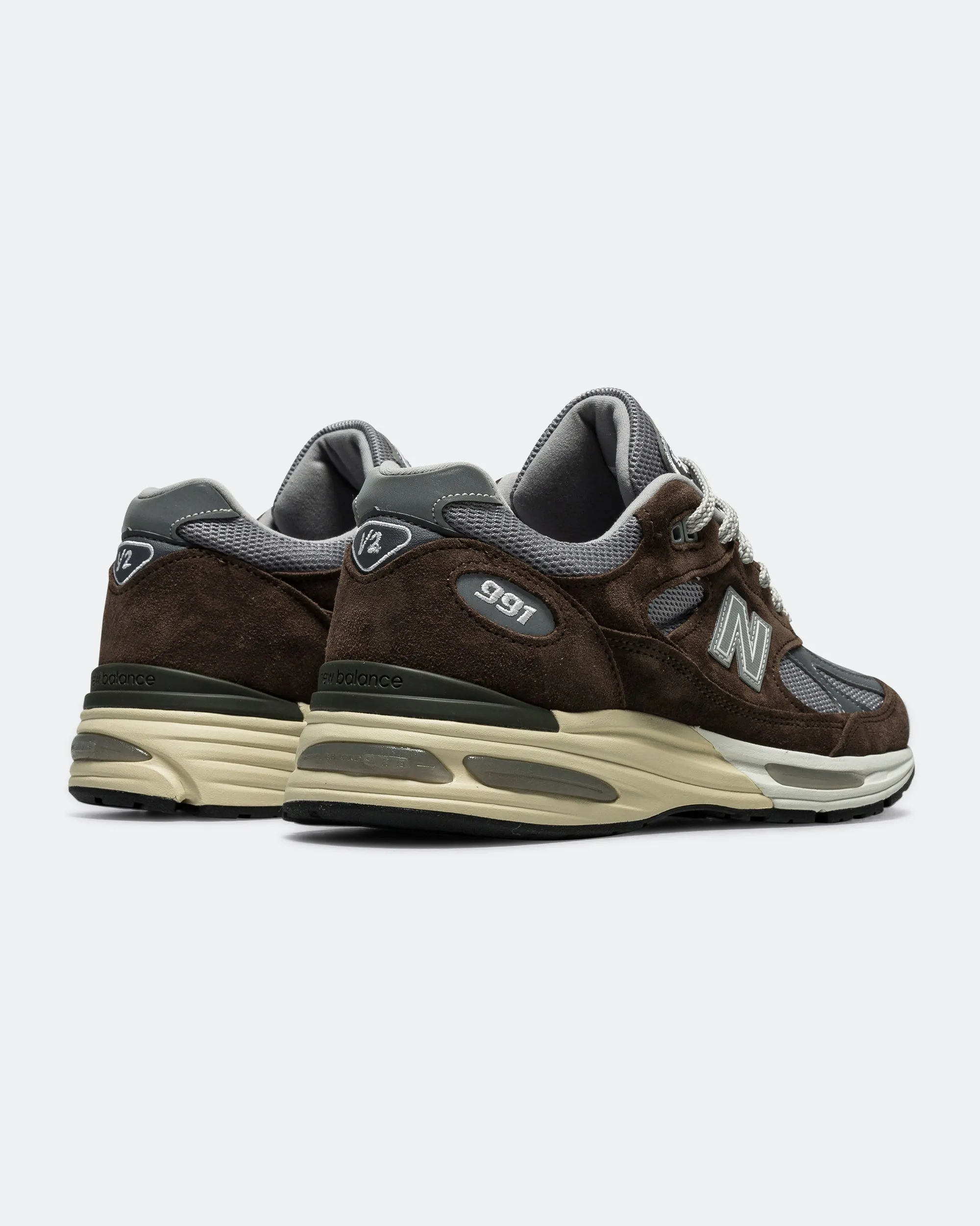Ventilated Panels Energy Return Outsole U991BG2