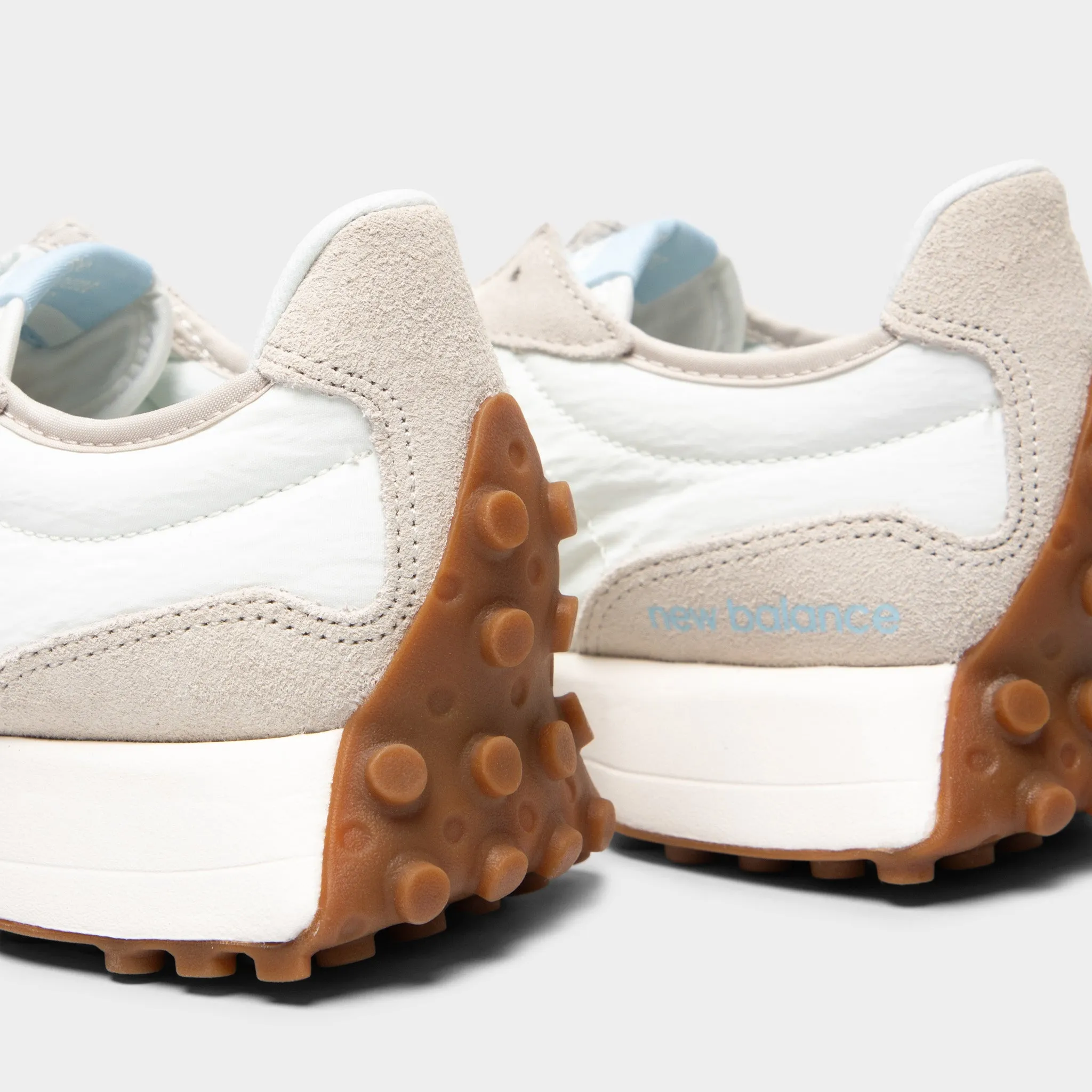 New Balance Women's 327 Tan / Light Blue Closet Core Energy Rise