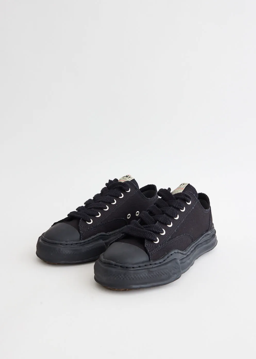 Peterson Low Canvas Low-Top Sneakers Sophisticated