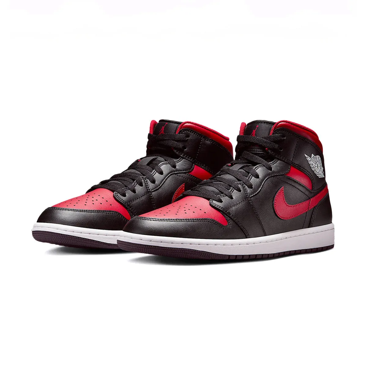 Air Jordan 1 Mid 'Bred' waterproof leather sporty - style