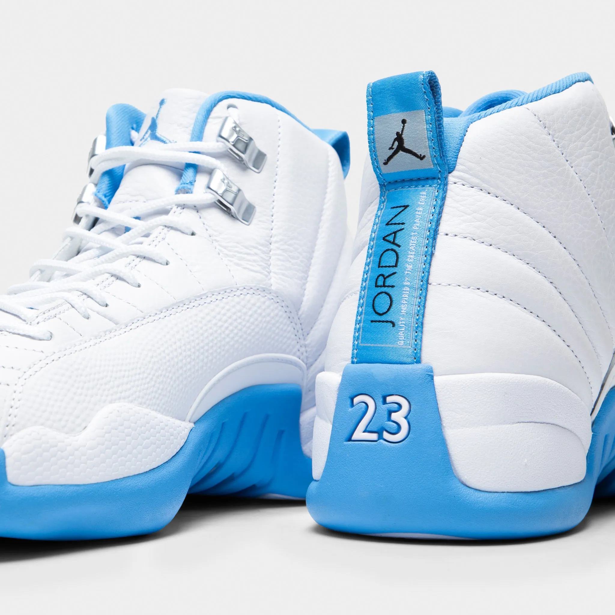 Casual Hiking Jordan 12 Retro White / University Blue - Metallic Silver