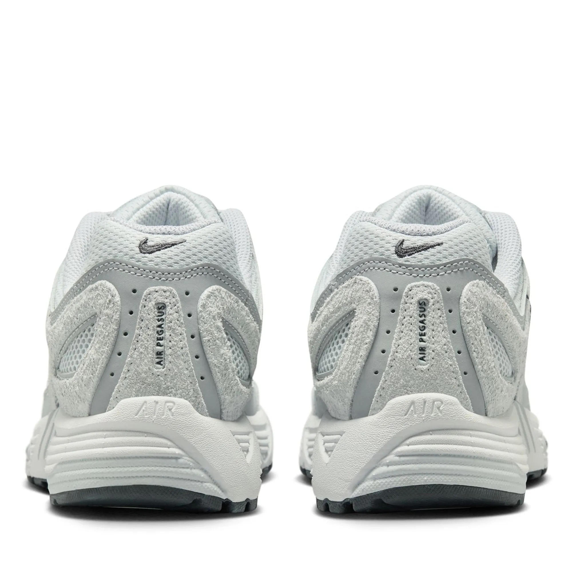 Women's Nike Air Pegasus 2005 - Pure Platinum/Metallic Platinum Responsive bounce
