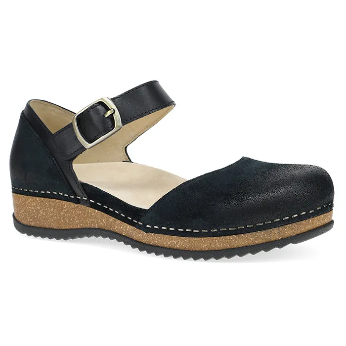 Sport Luxe Womens Dansko Mae in Black