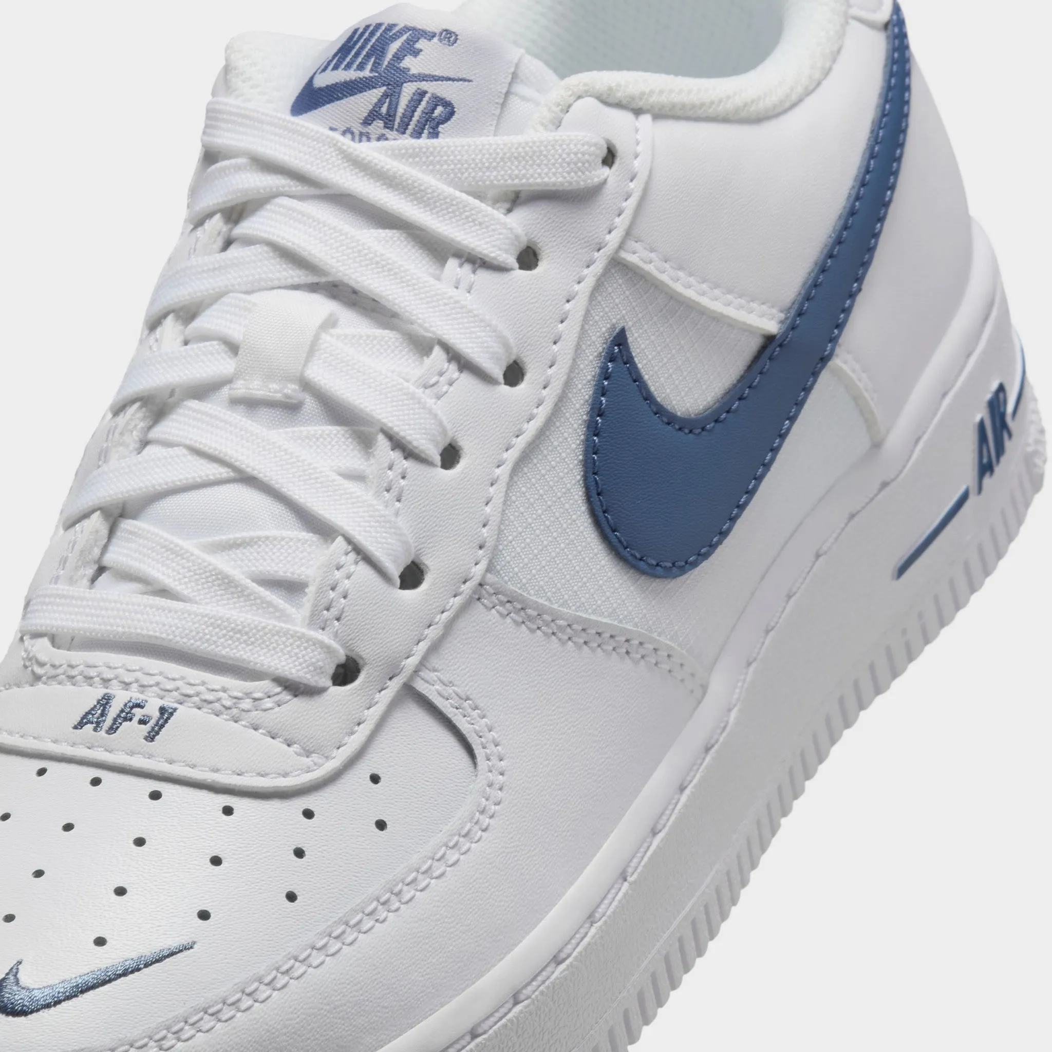 Stage Glow Peace Step Nike Air Force 1 GS White / Diffused Blue