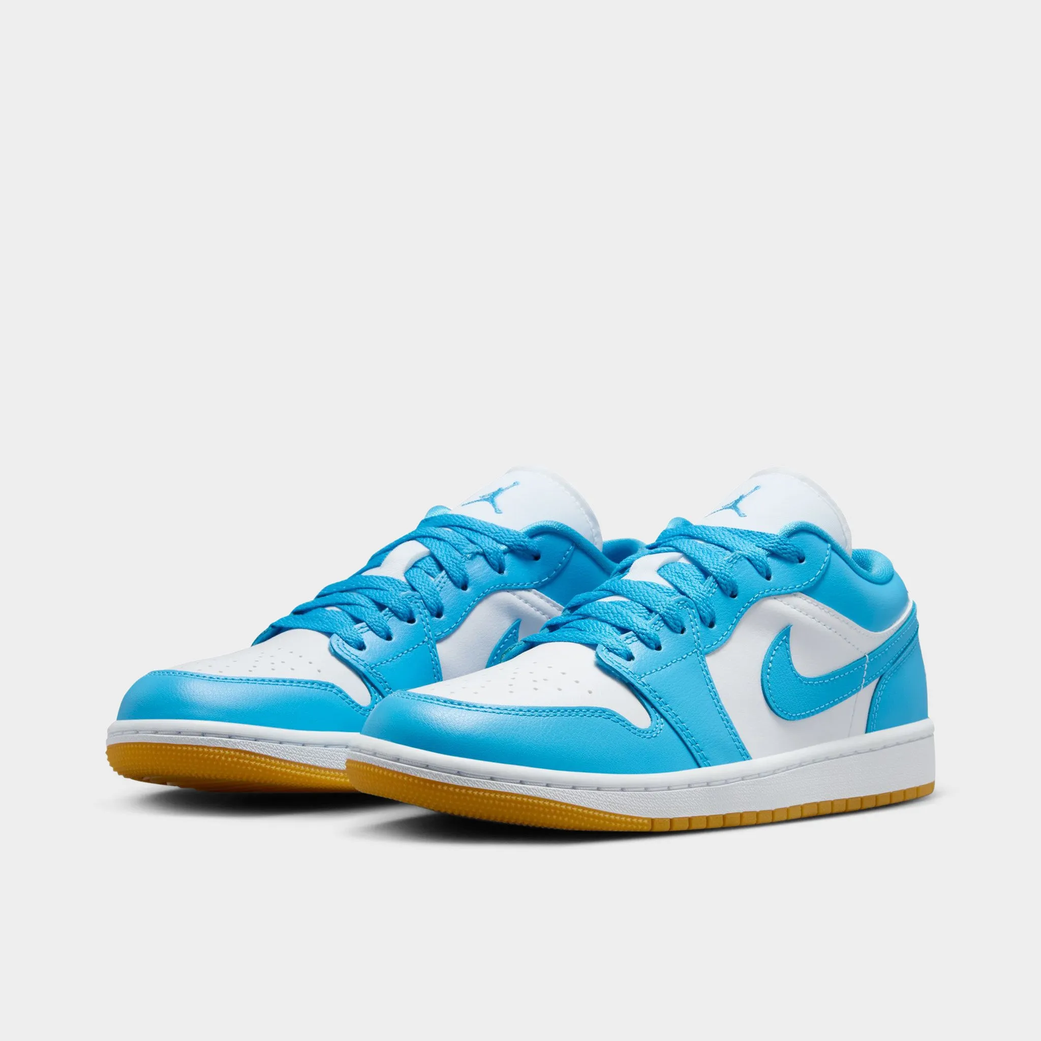World Walk Silent Walk Jordan Women's 1 Low White / Dark Powder Blue - Gum