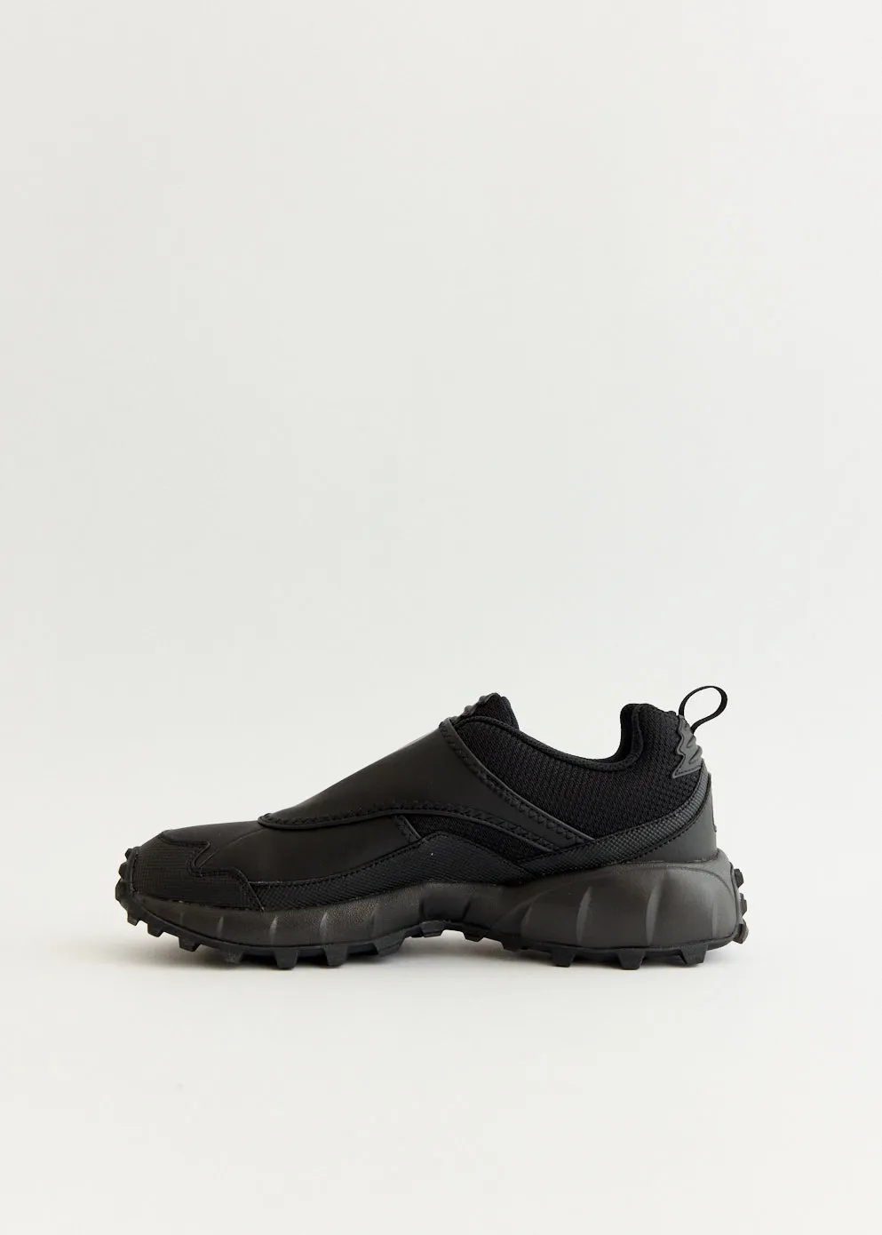 ACG Phassad 'Triple Black' Sneakers volleyball players - specific benefits
