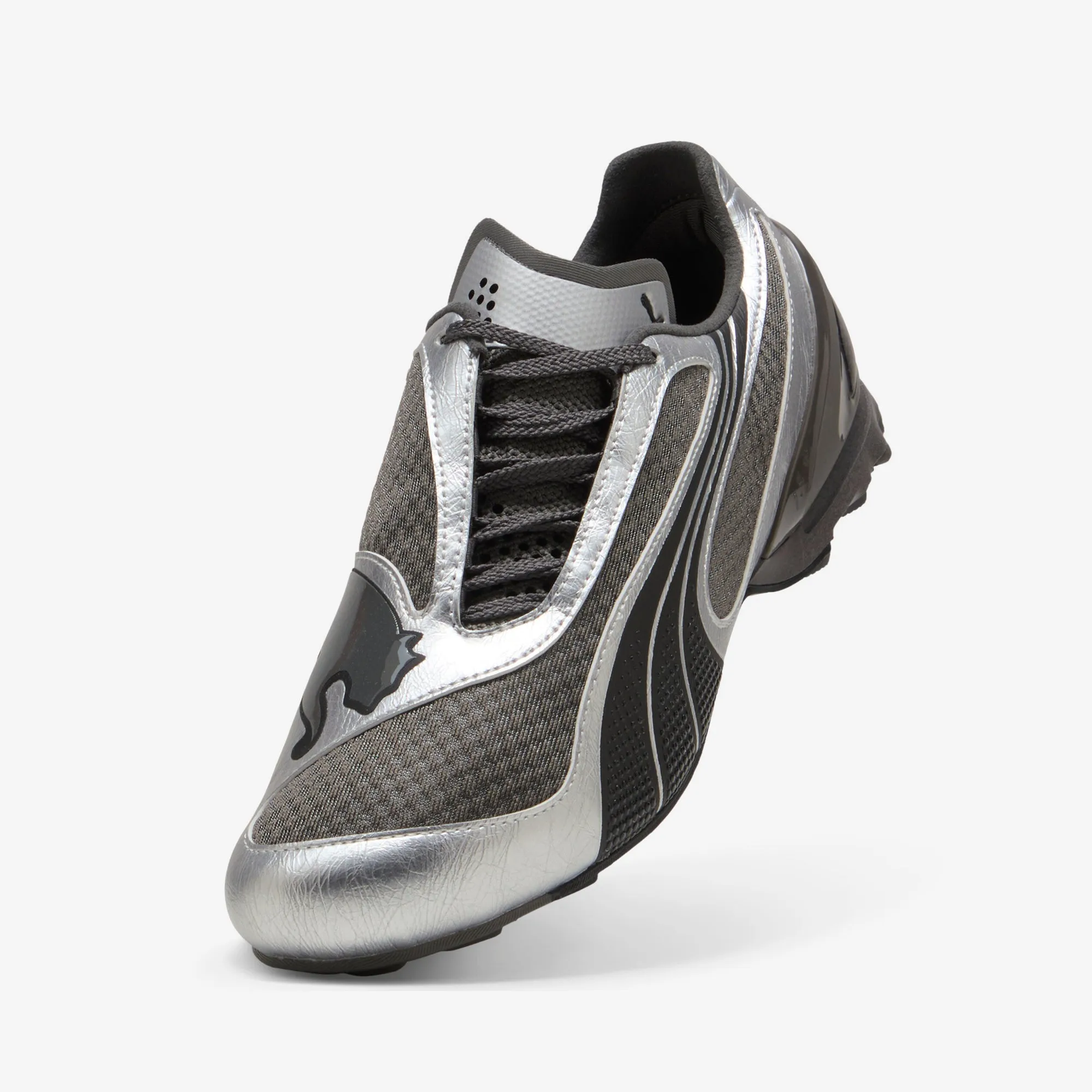 V-S1 Metallic Sneaker Repair All-weather chic