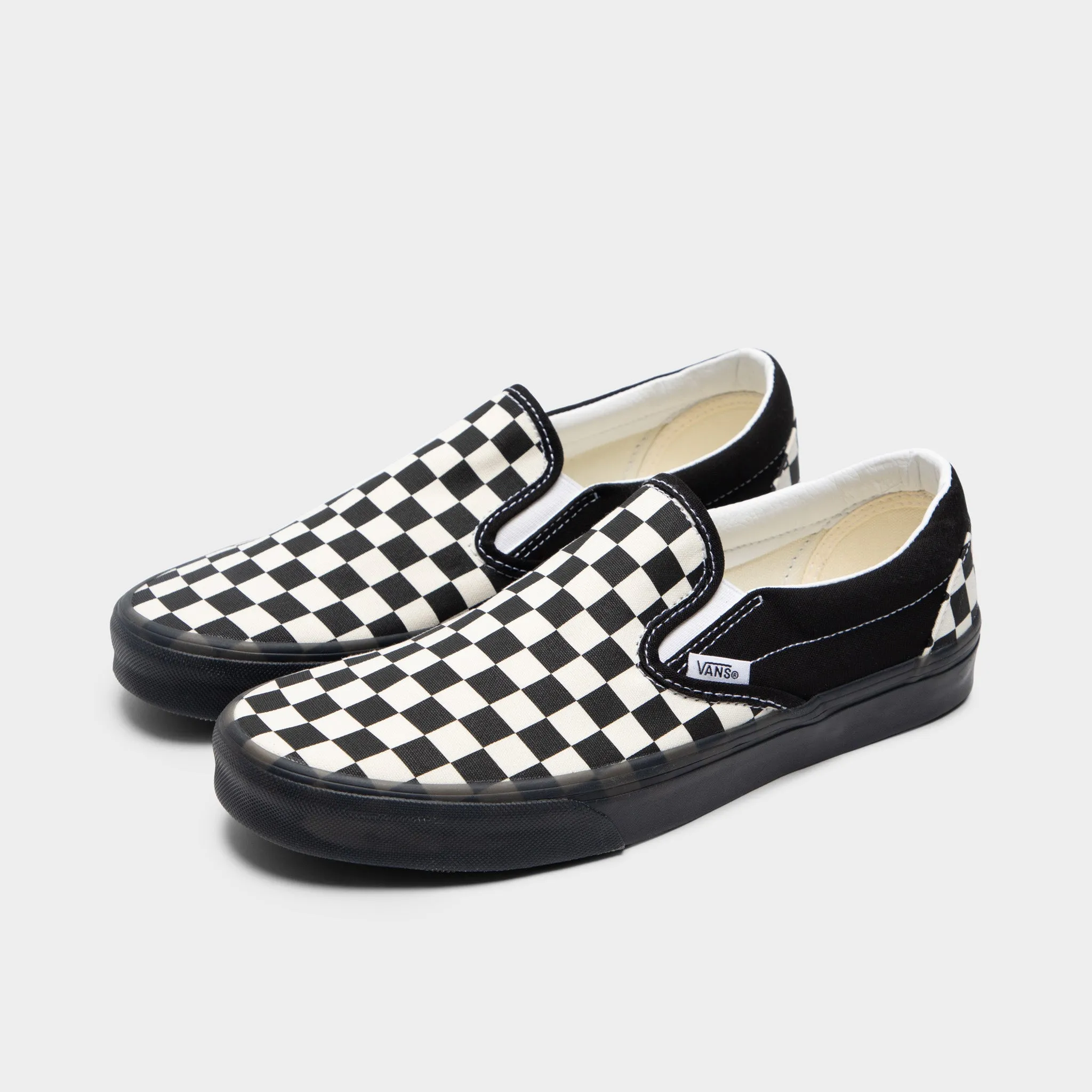 Walk Free Vans Classic Slip-On White / Black