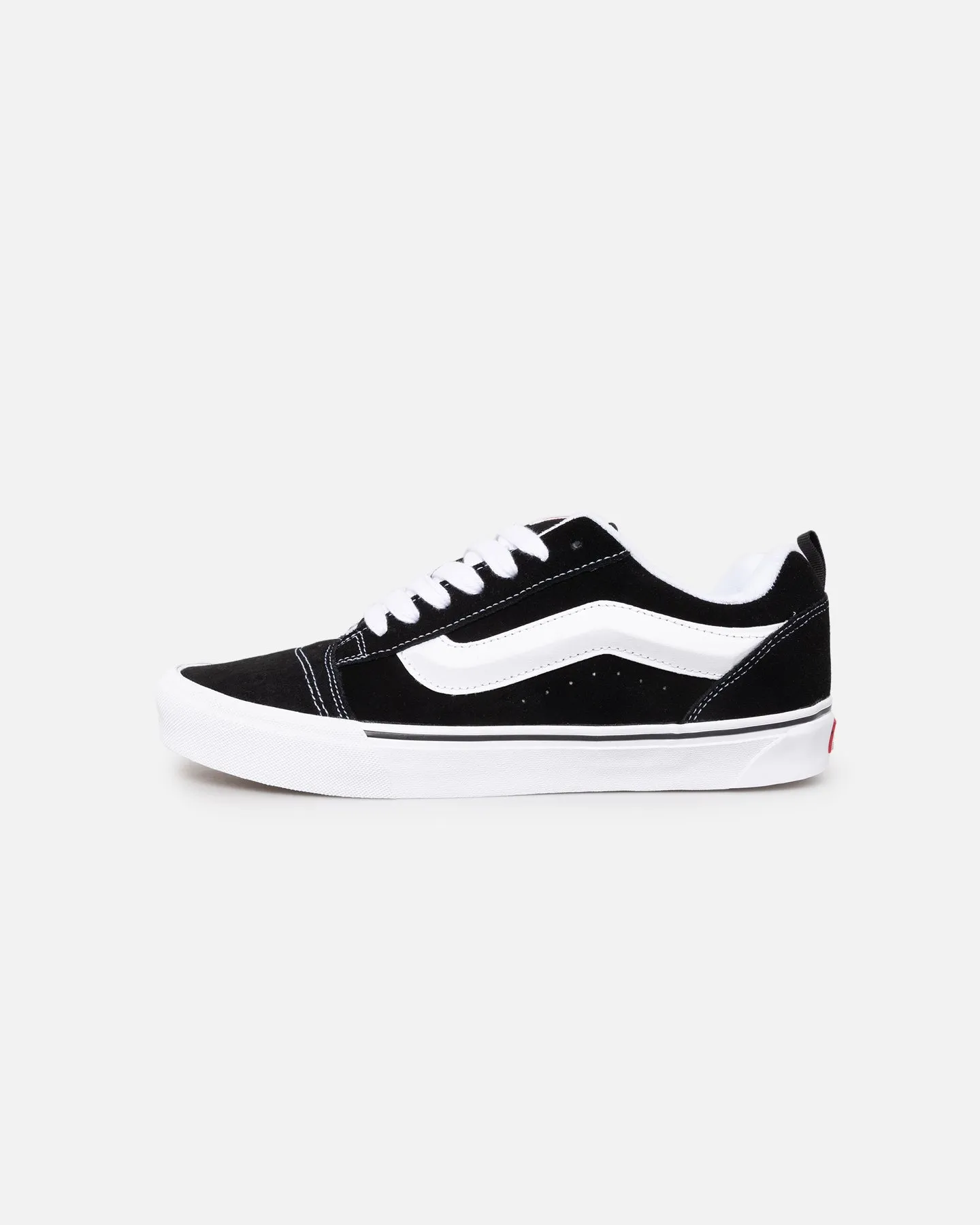 Vans Knu Skool Black/White Fit