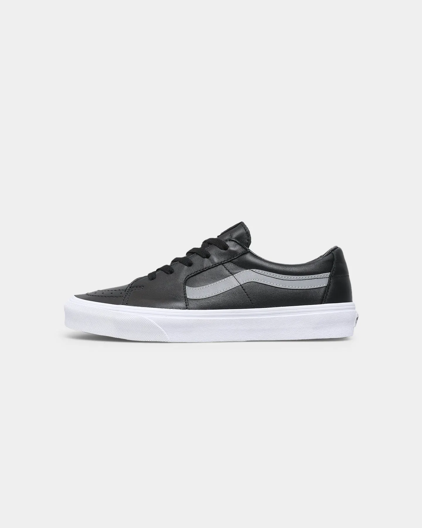 Vans SK8-Low Reflective Black/True White group walk