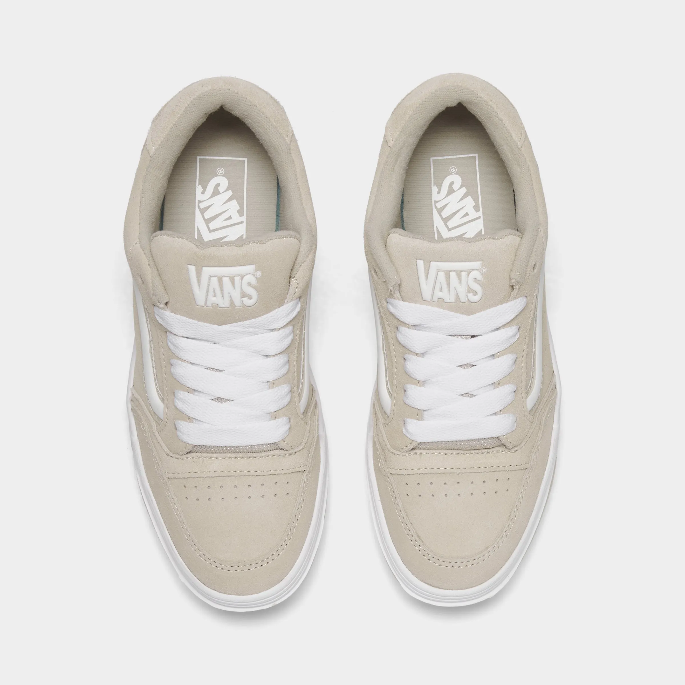 Vans Women's Hylane / Rainy Day party look