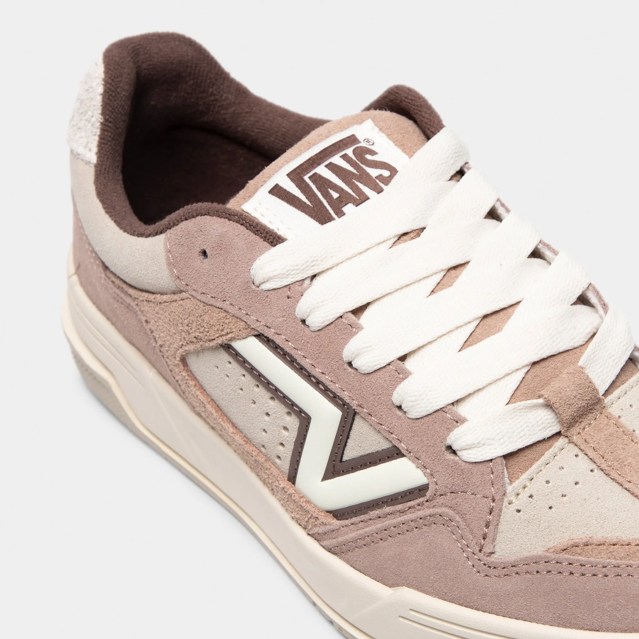 Pet Pace Vans Women's Upland Neutral / Lunar Rock
