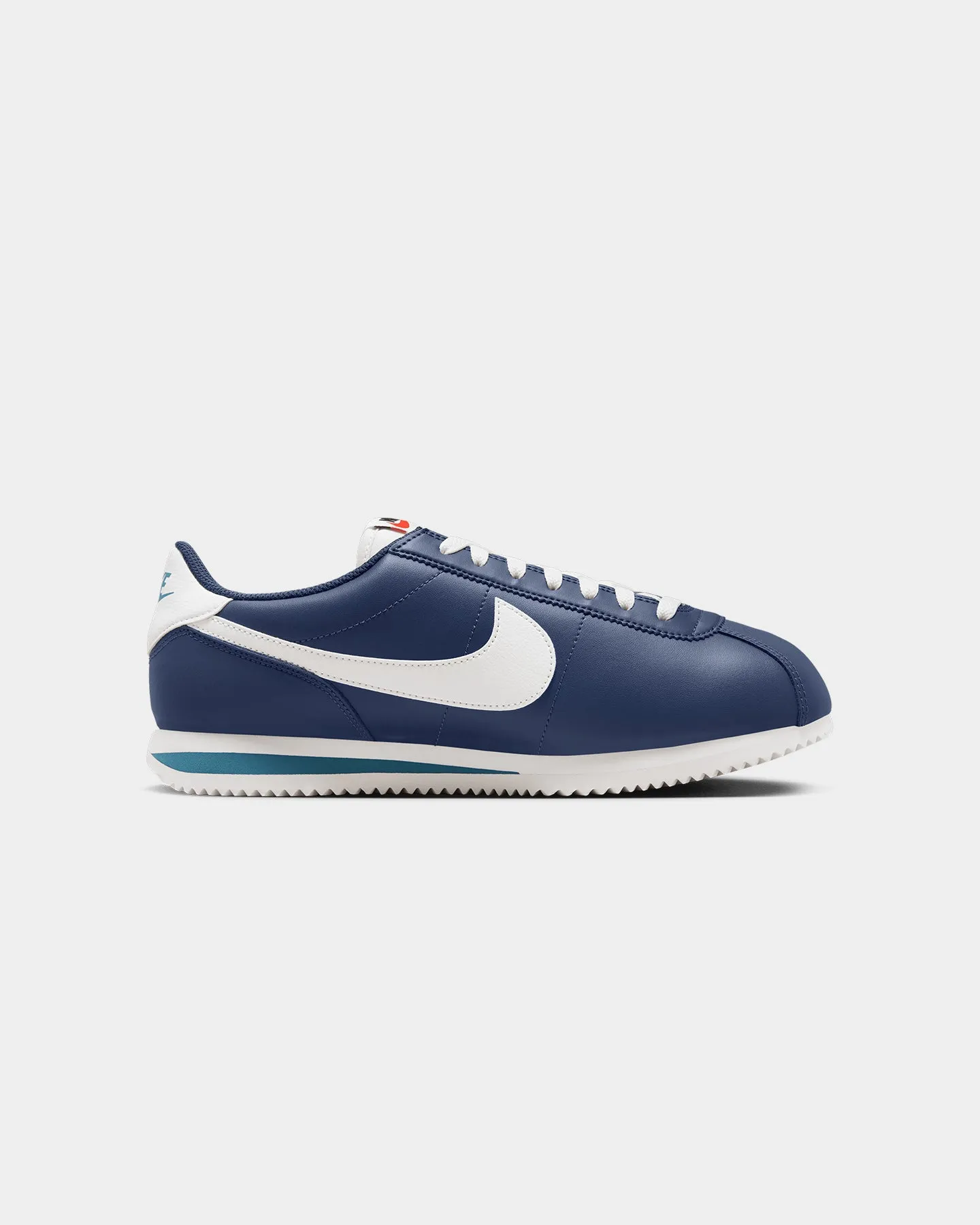 Synthetic Upper Comfort Stand Nike Cortez Midnight Navy/White