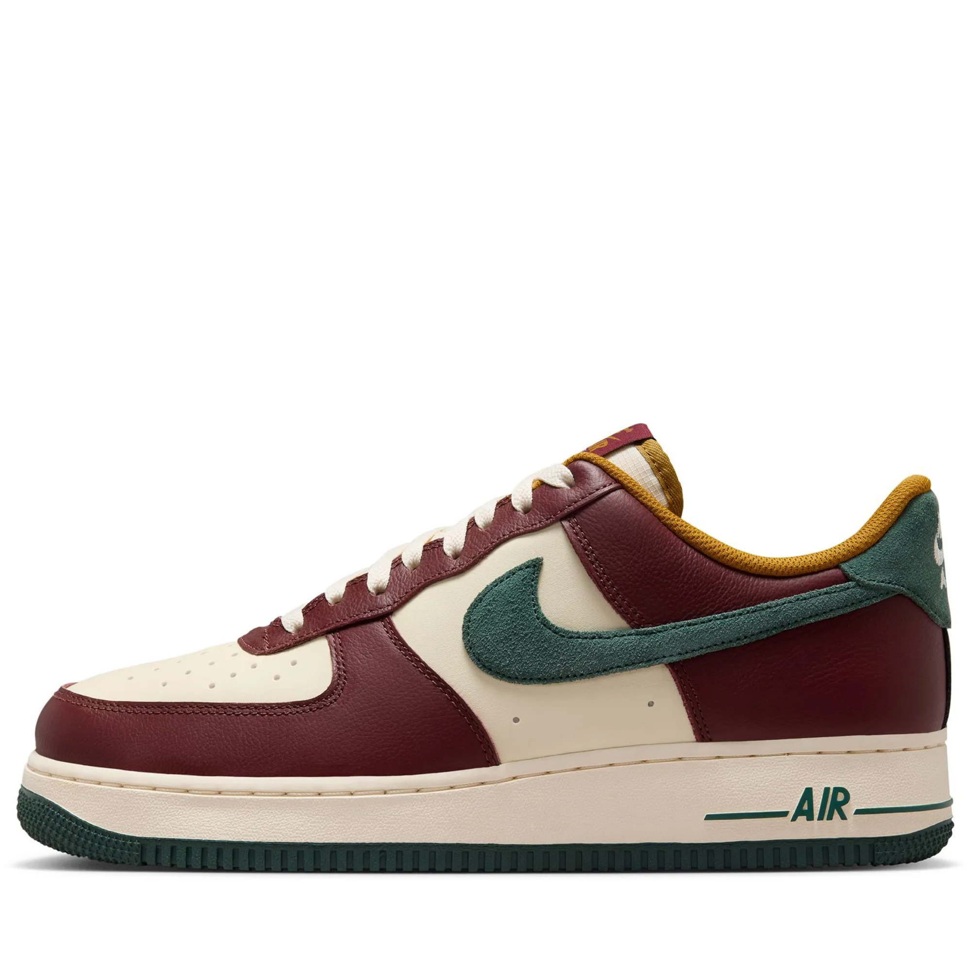 Nike Air Force 1 '07 LV8 - Coconut Milk/Dark Team Red Urban Comfort