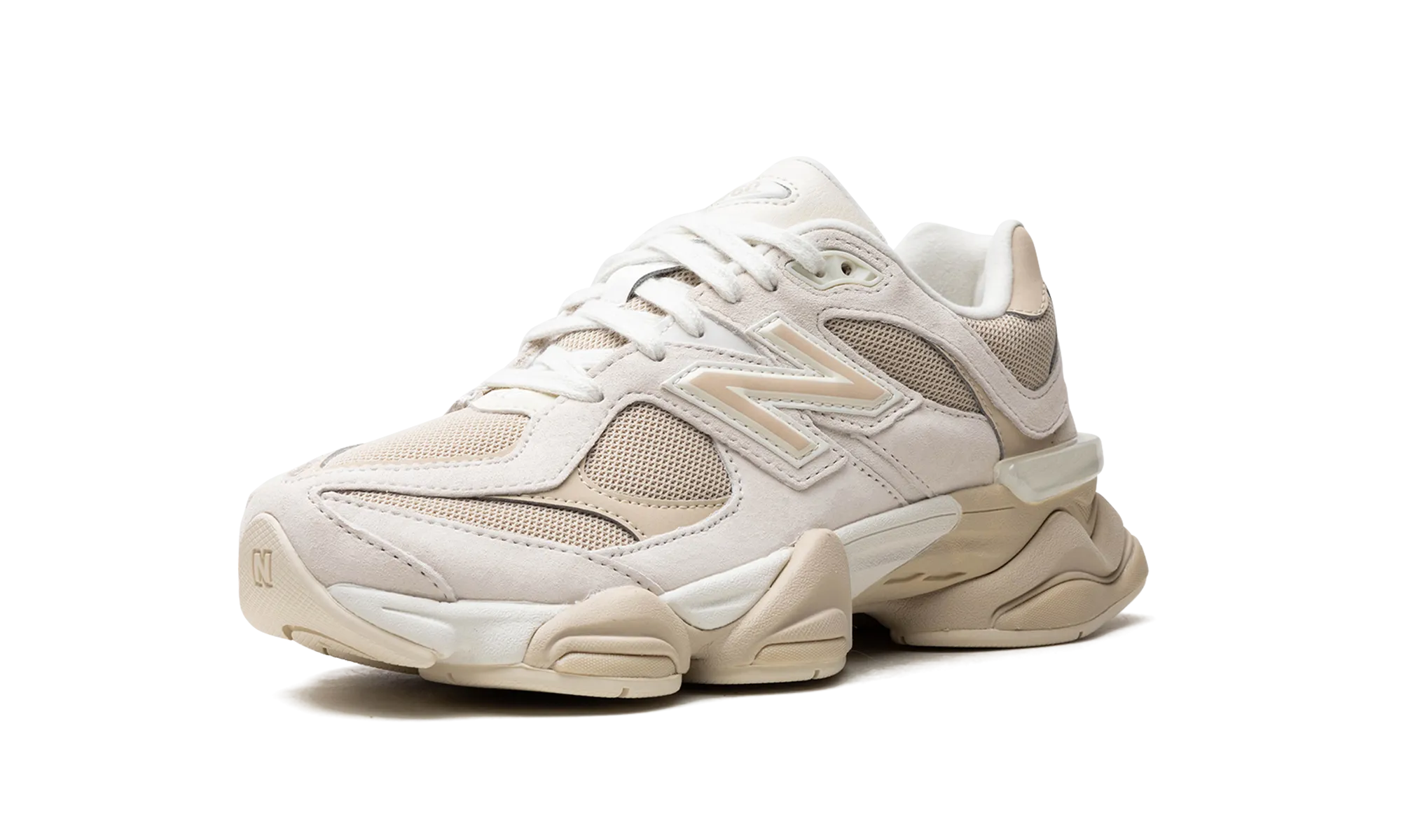 weekend - run 9060 "Beige White"