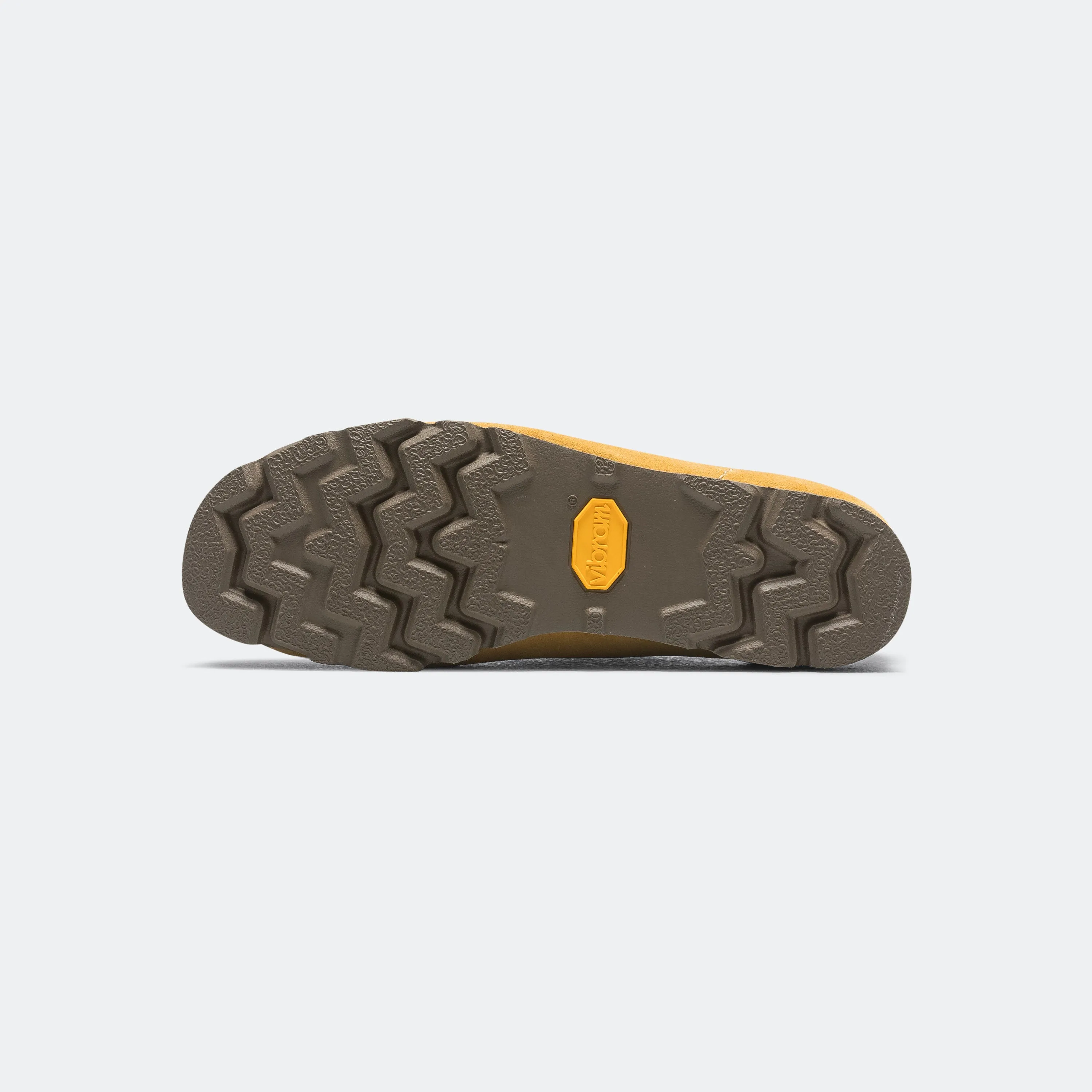 Wallabee GTX - Golden Tan Suede Layered Midsole Construction